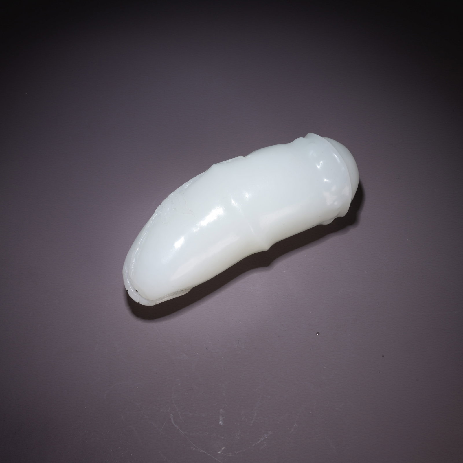 A HETIAN WHITE JADE HANDHELD ORNAMENT (1 of 10)