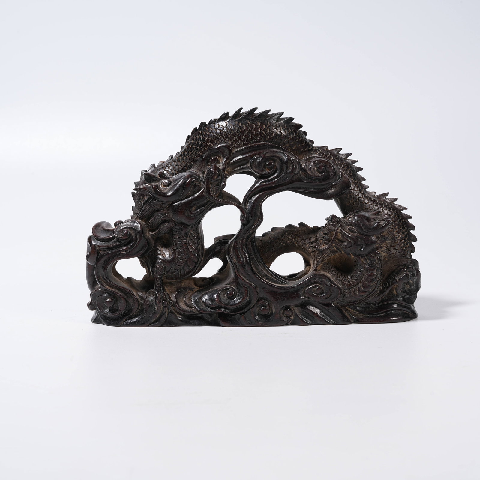 A RED SANDALWOOD MOUNTAIN-SHAPED BRUSH REST WITH CLOUD AND DRAGON PATTERNS (1 of 8)
