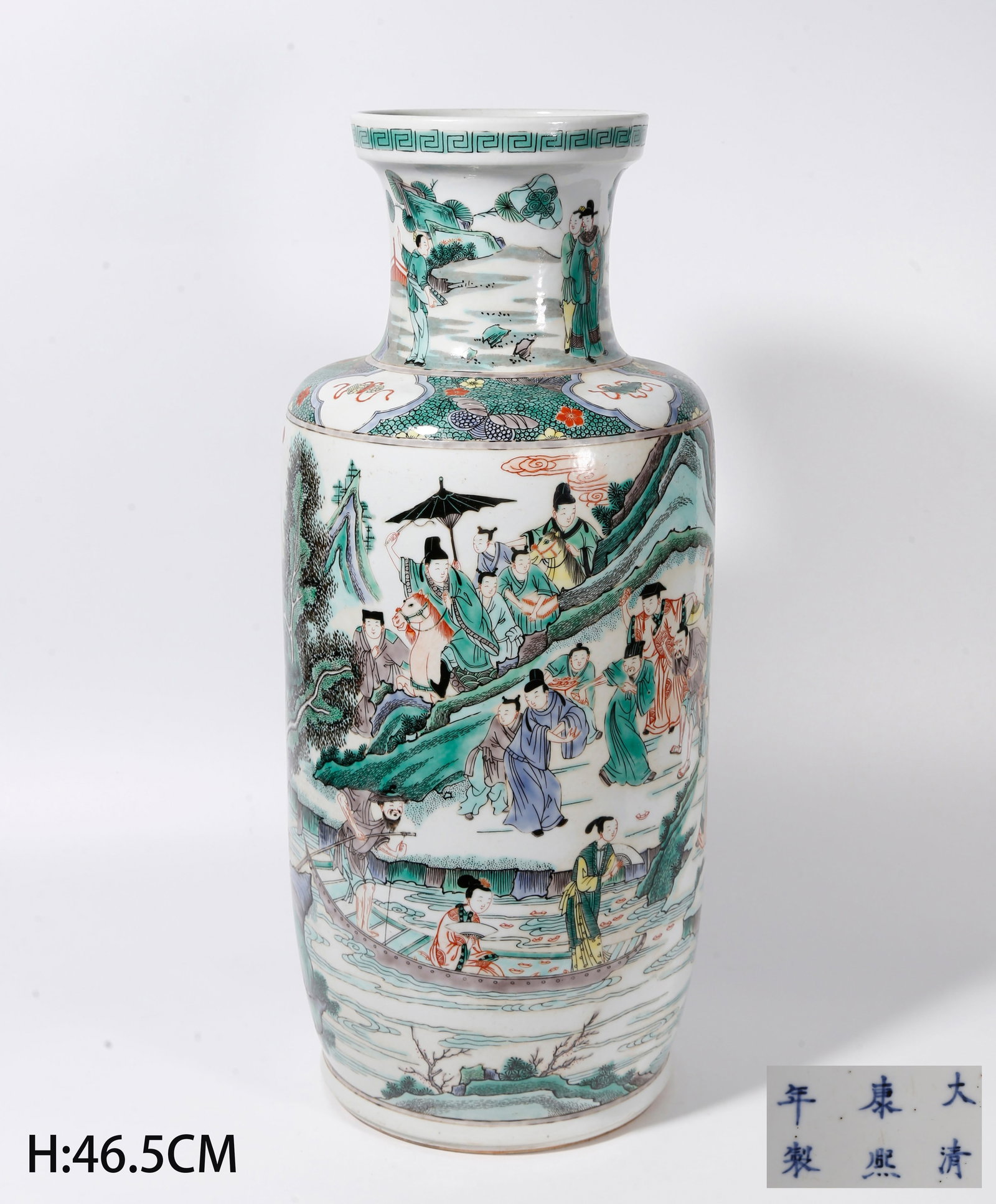 A WUCAI CLUB SHAPED VASE WITH FIGURE STORY PATTERN: Wucai Club Shaped Vase with Figure Story Pattern