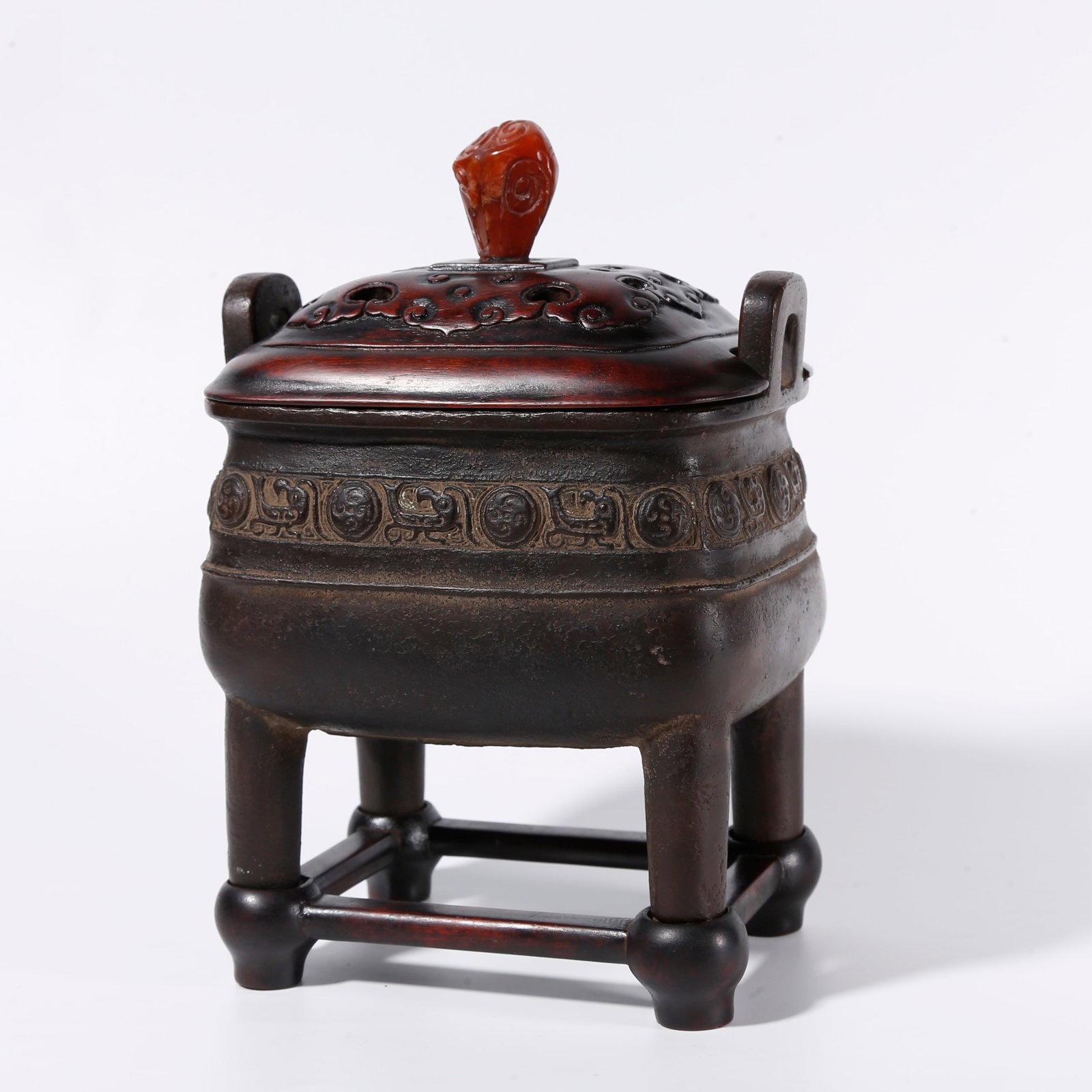 A FOUR-LEGGED BRONZE CENSER WITH UPRIGHT EARS (1 of 10)
