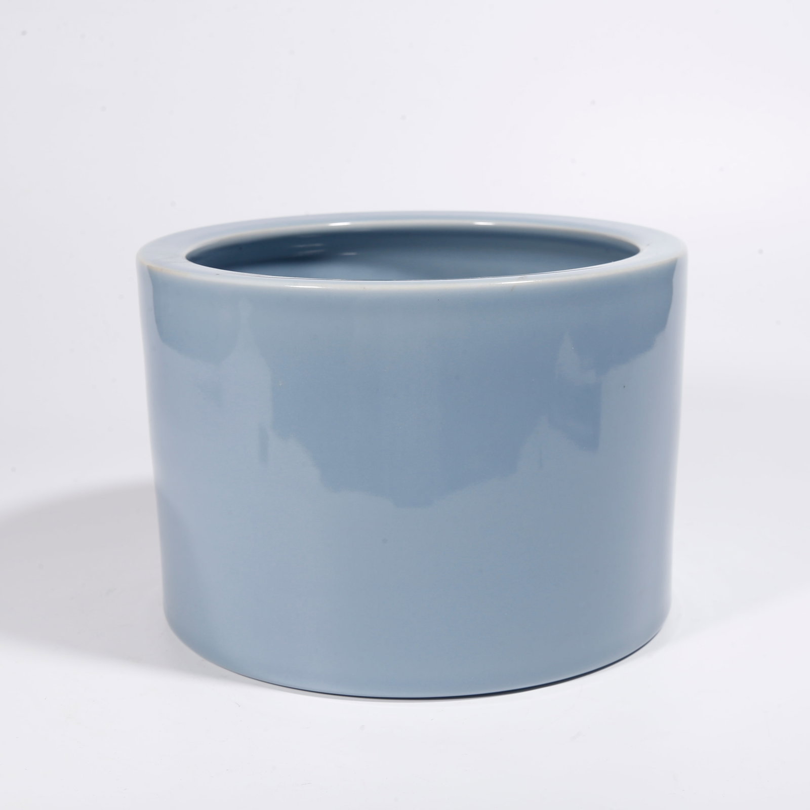 A SKY BLUE GLAZE BRUSH POT (1 of 9)