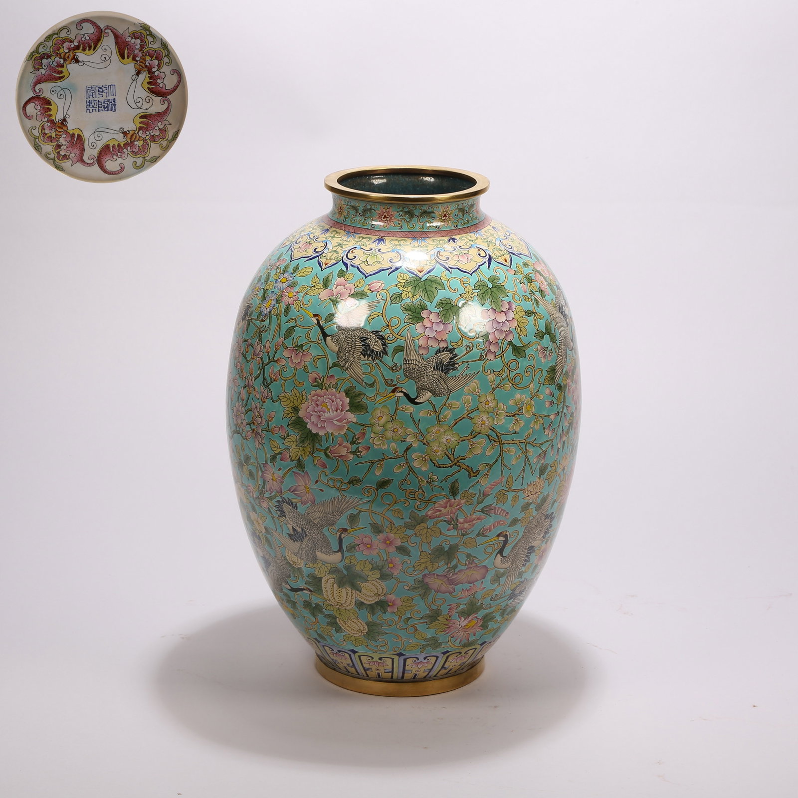 A BRONZE CLOISONNÉ JAR WITH CRANE MOTIF: Bronze cloisonné jar with crane motif