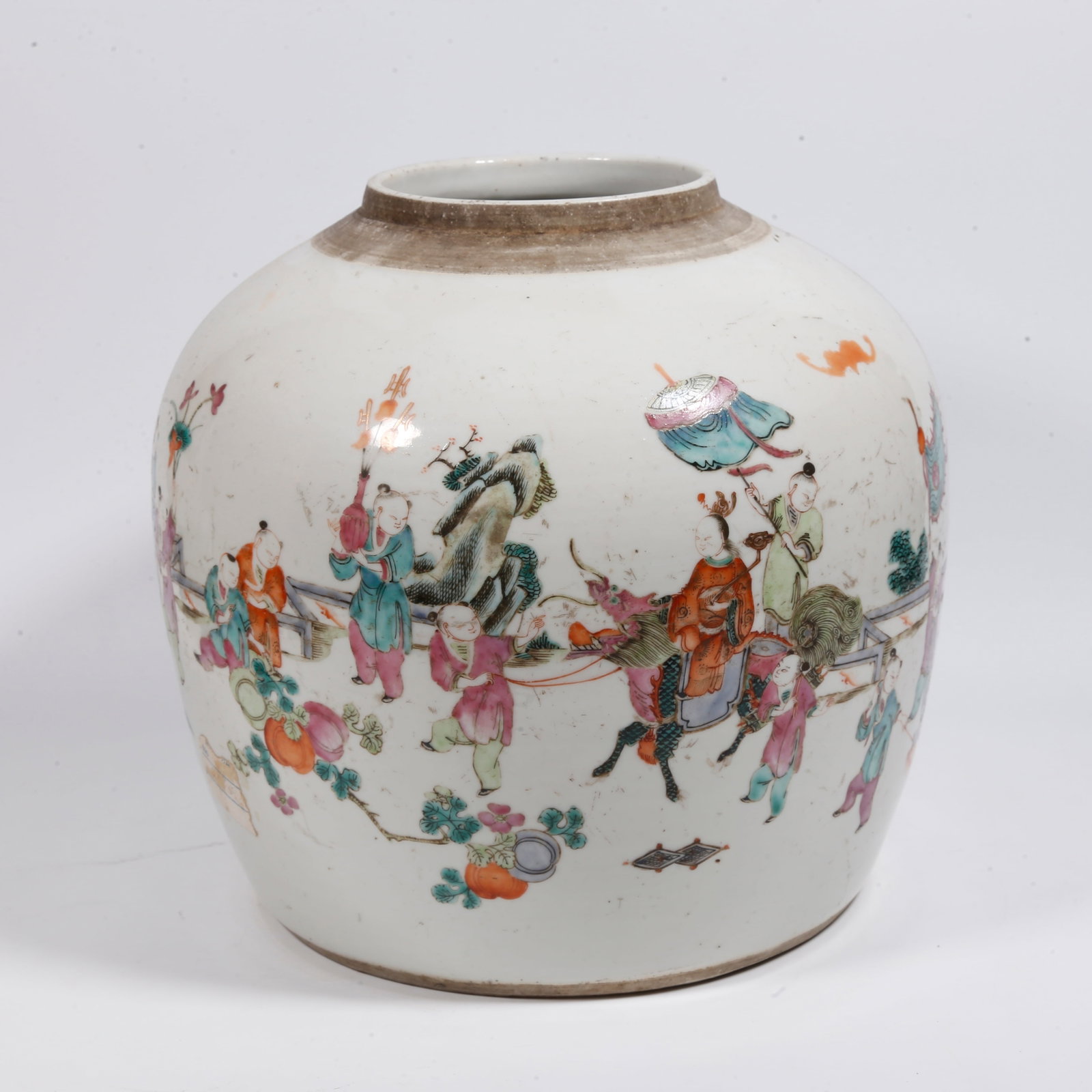 A FAMILLE ROSE JAR WITH FIGURE STORY PATTERN (1 of 9)