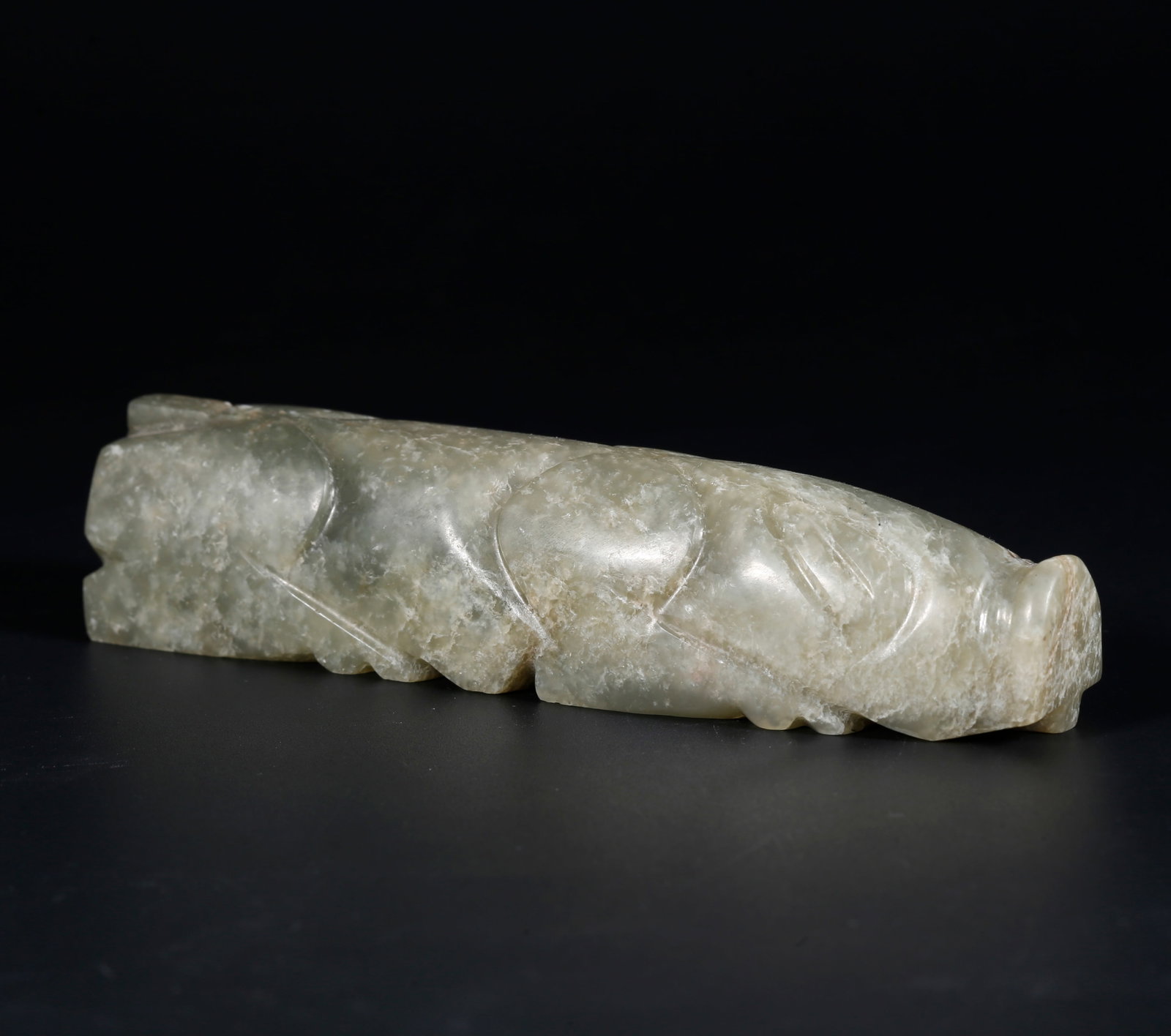 A ANCIENT JADE HAND HOLDERS: Ancient Jade Hand Holders