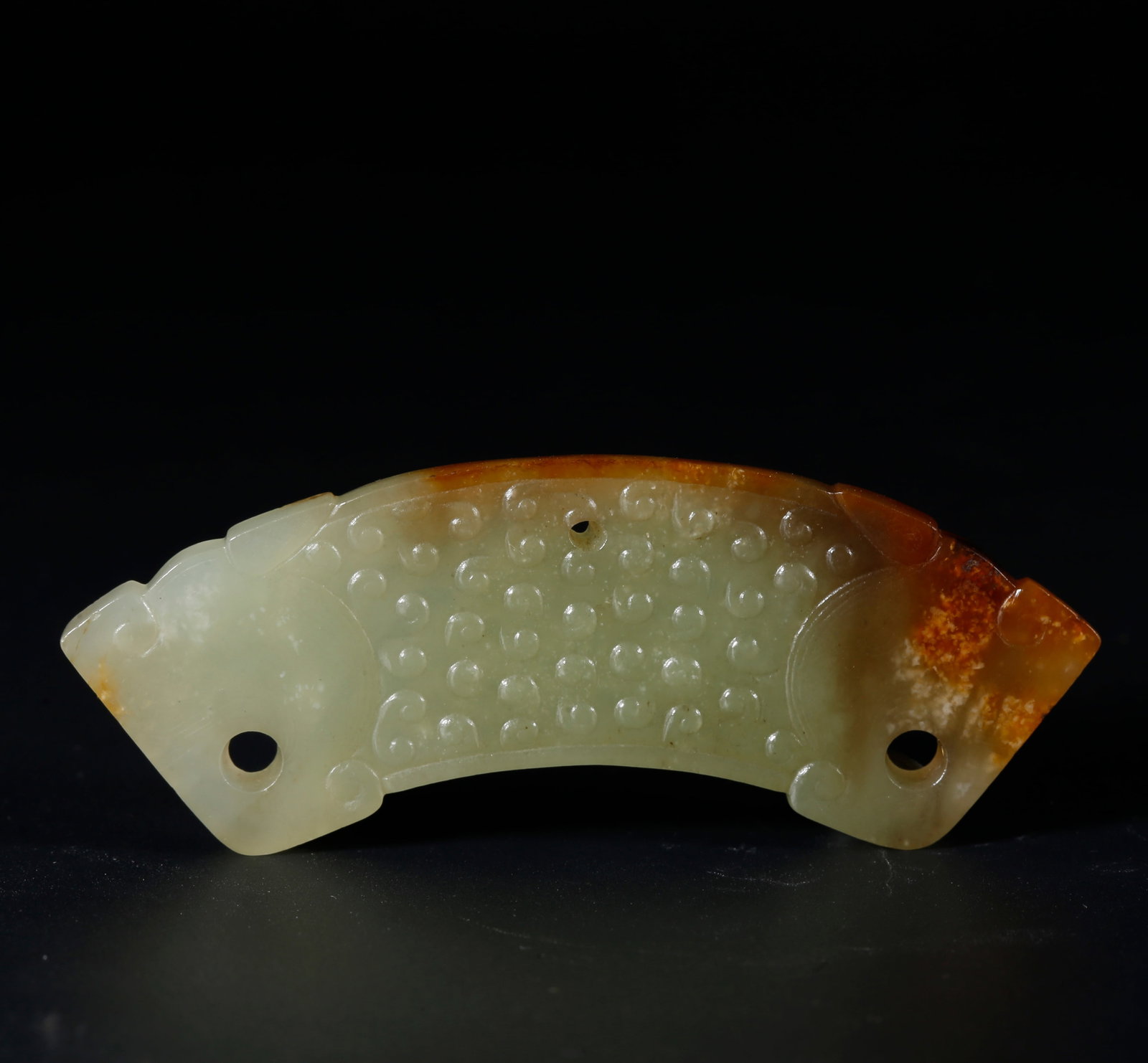 A ARCHAIC JADE HUANG ARC PENDANT (1 of 9)