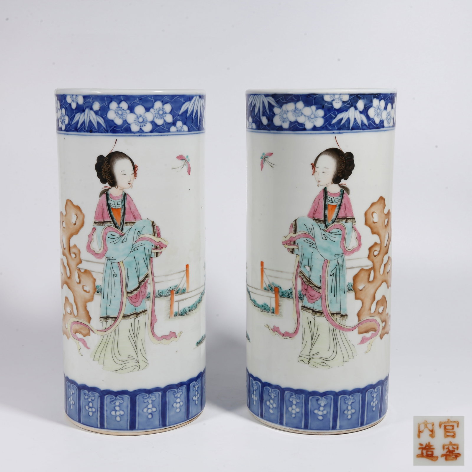 A PAIR OF FAMILLE ROSE HAT TUBES PAINTED WITH BEAUTIES BESIDE ROCKERY (1 of 11)