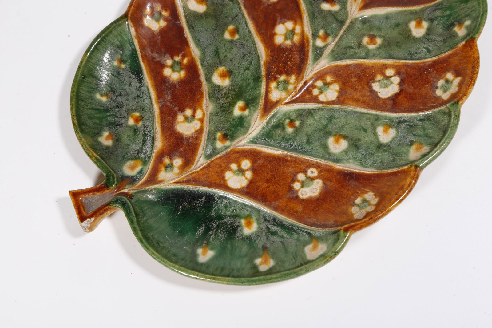 A SANCAI LEAF-SHAPED WASHER - 3