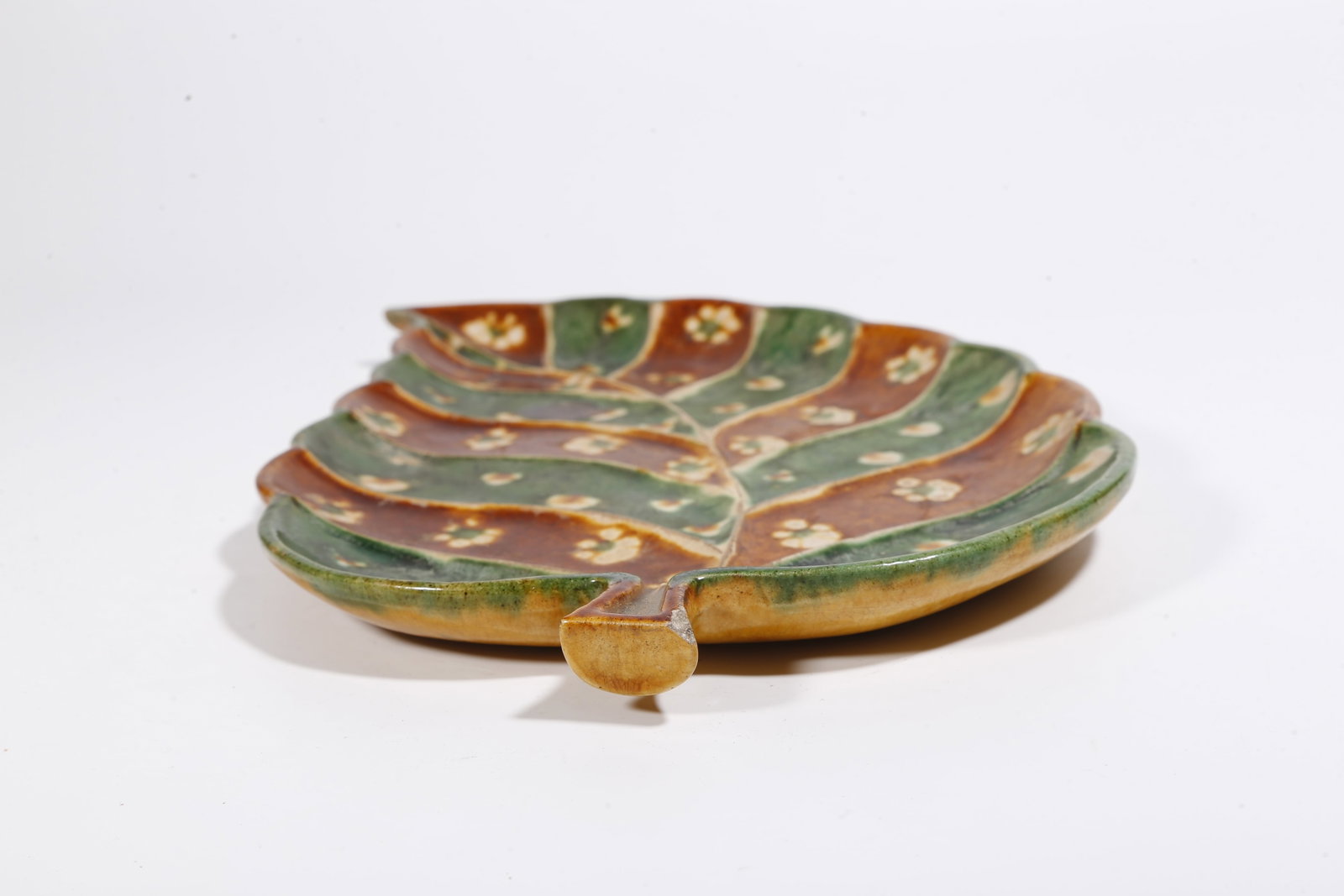 A SANCAI LEAF-SHAPED WASHER - 7