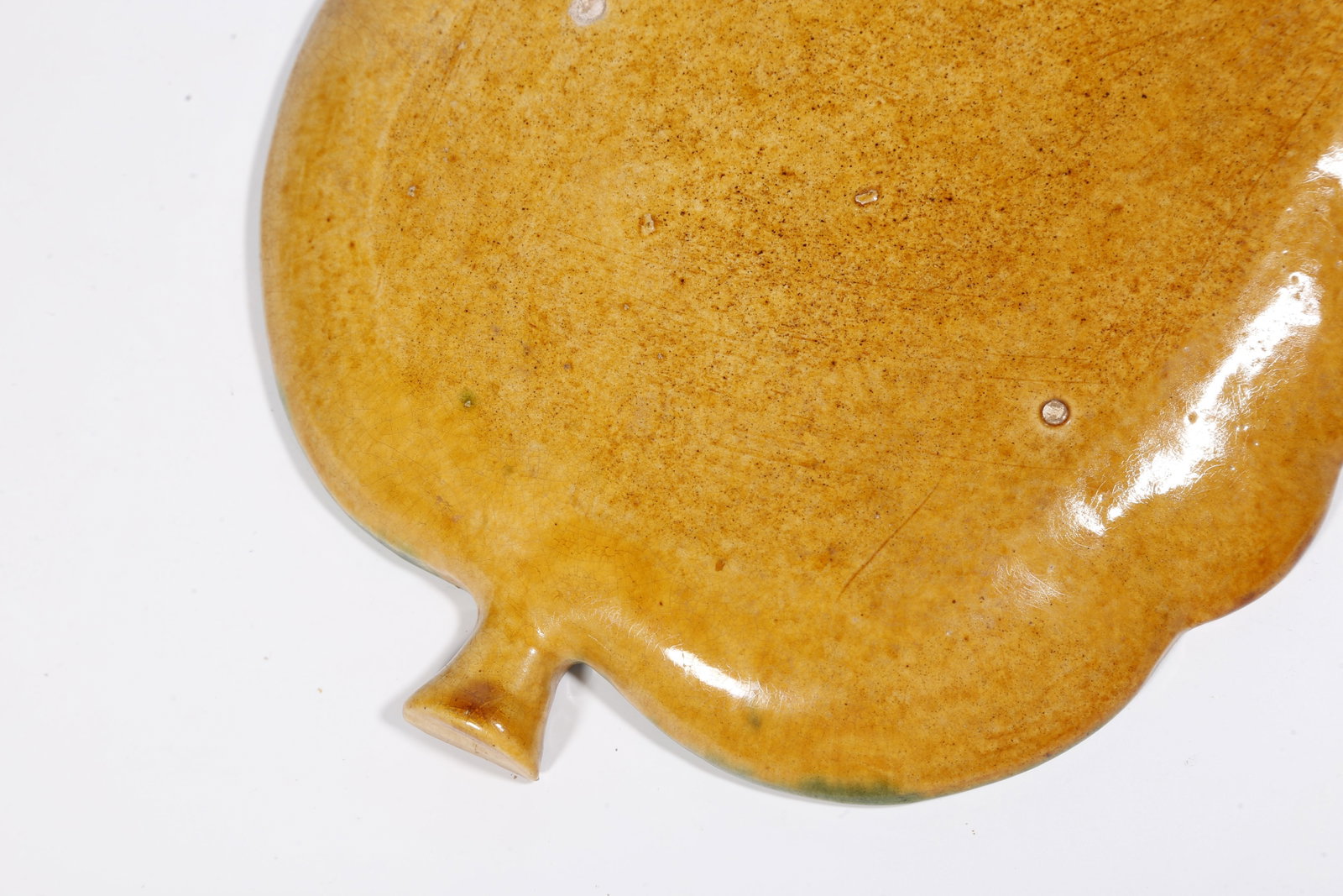 A SANCAI LEAF-SHAPED WASHER - 8