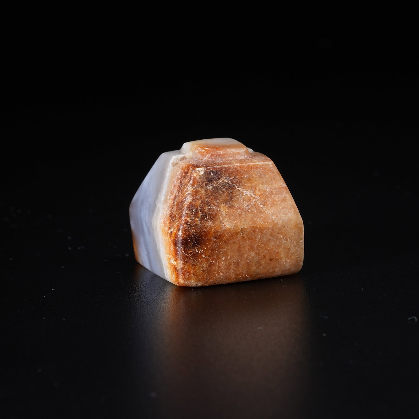 A ANCIENT JADE SEAL (1 of 7)