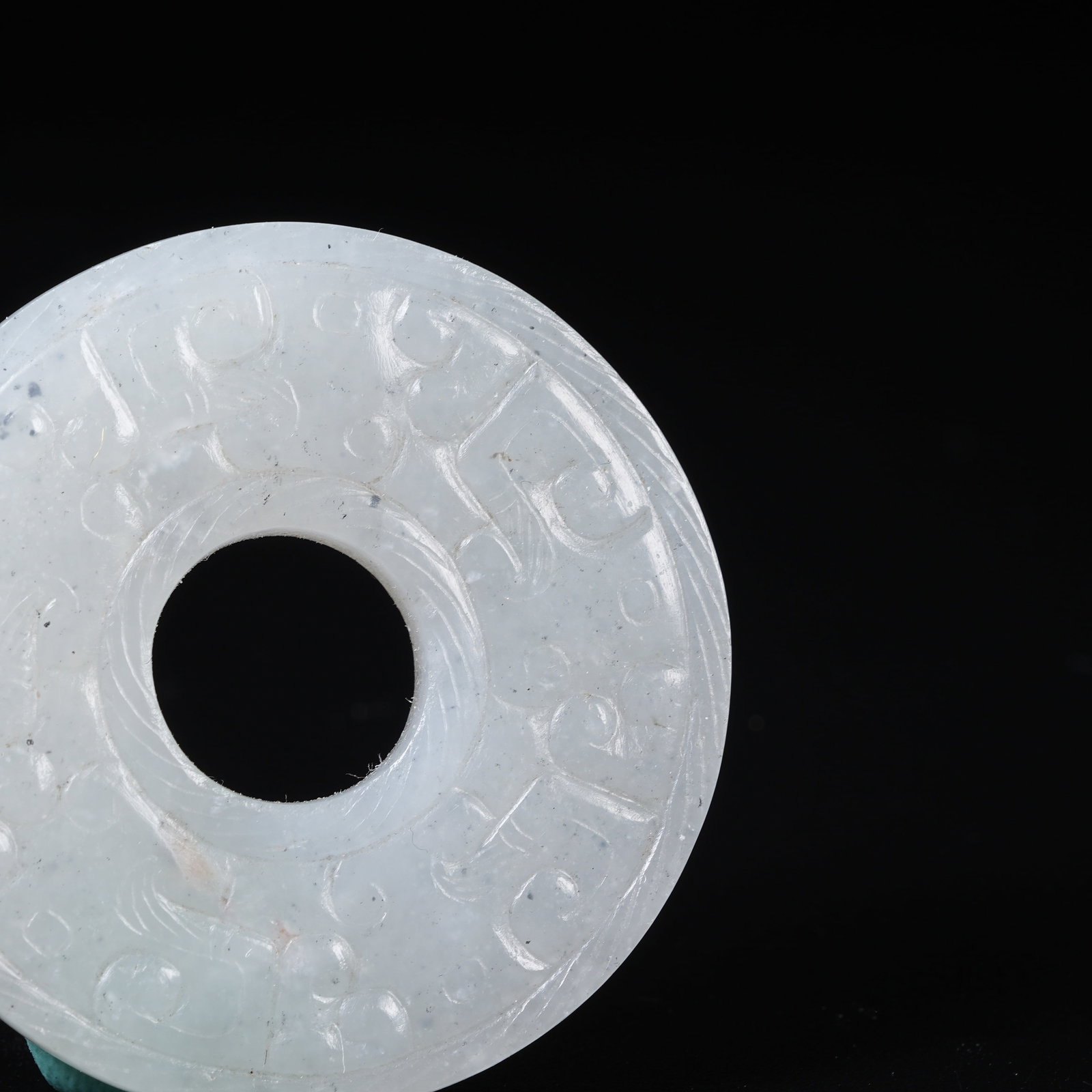 A ANCIENT JADE BI DISC WITH HOOKED CLOUD PATTERN - 2