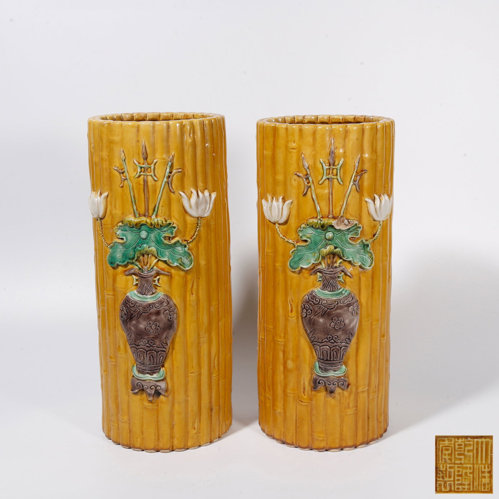 A PAIR OF SANCAI HAT TUBES WITH BONSAI PATTERN (1 of 9)