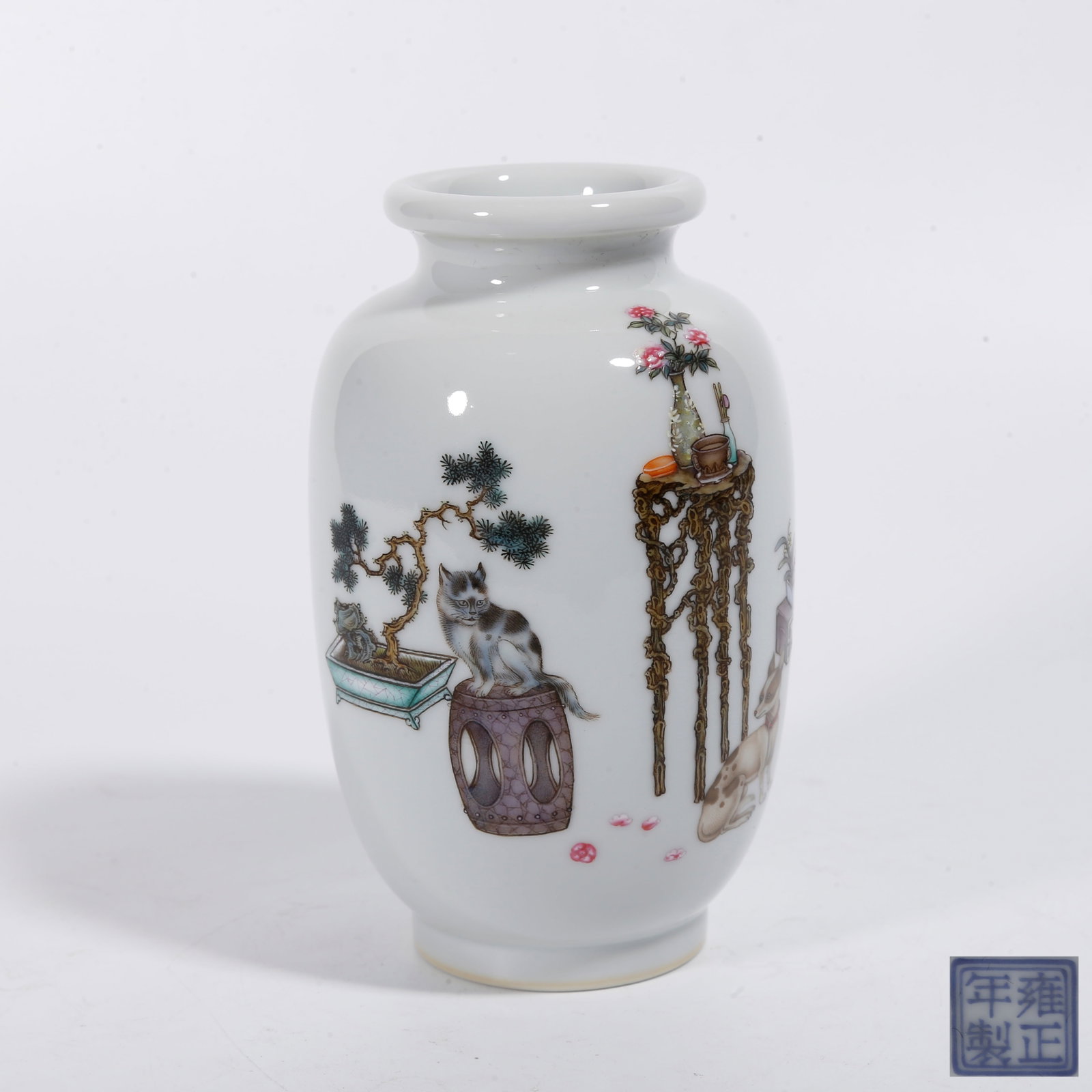 A FAMILLE ROSE FLOWER VASE WITH BONSAI DESIGN: Famille Rose Flower Vase with Bonsai Design