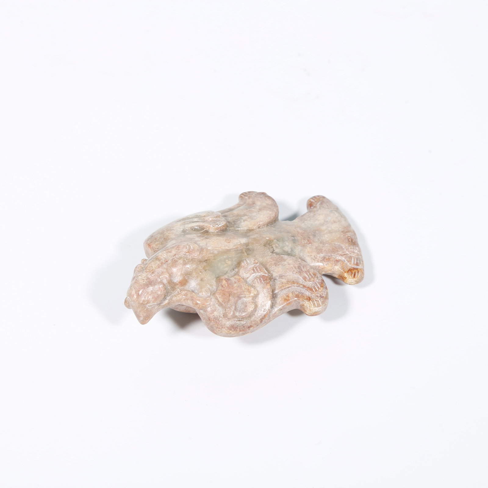 A ARCHAIC JADE BIRD ORNAMENT (1 of 8)