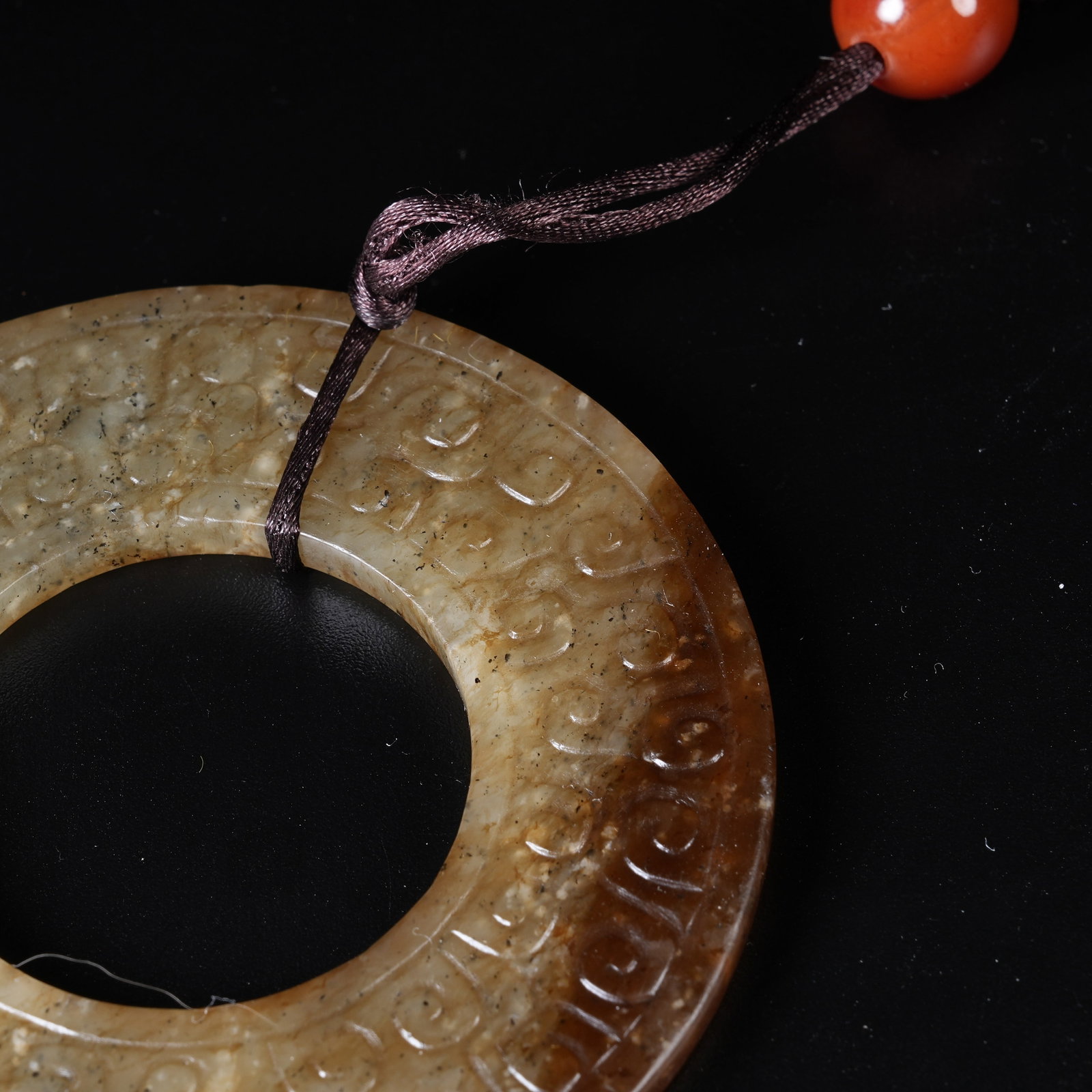A ANCIENT JADE BI DISC WITH HOOKED CLOUD PATTERN - 4