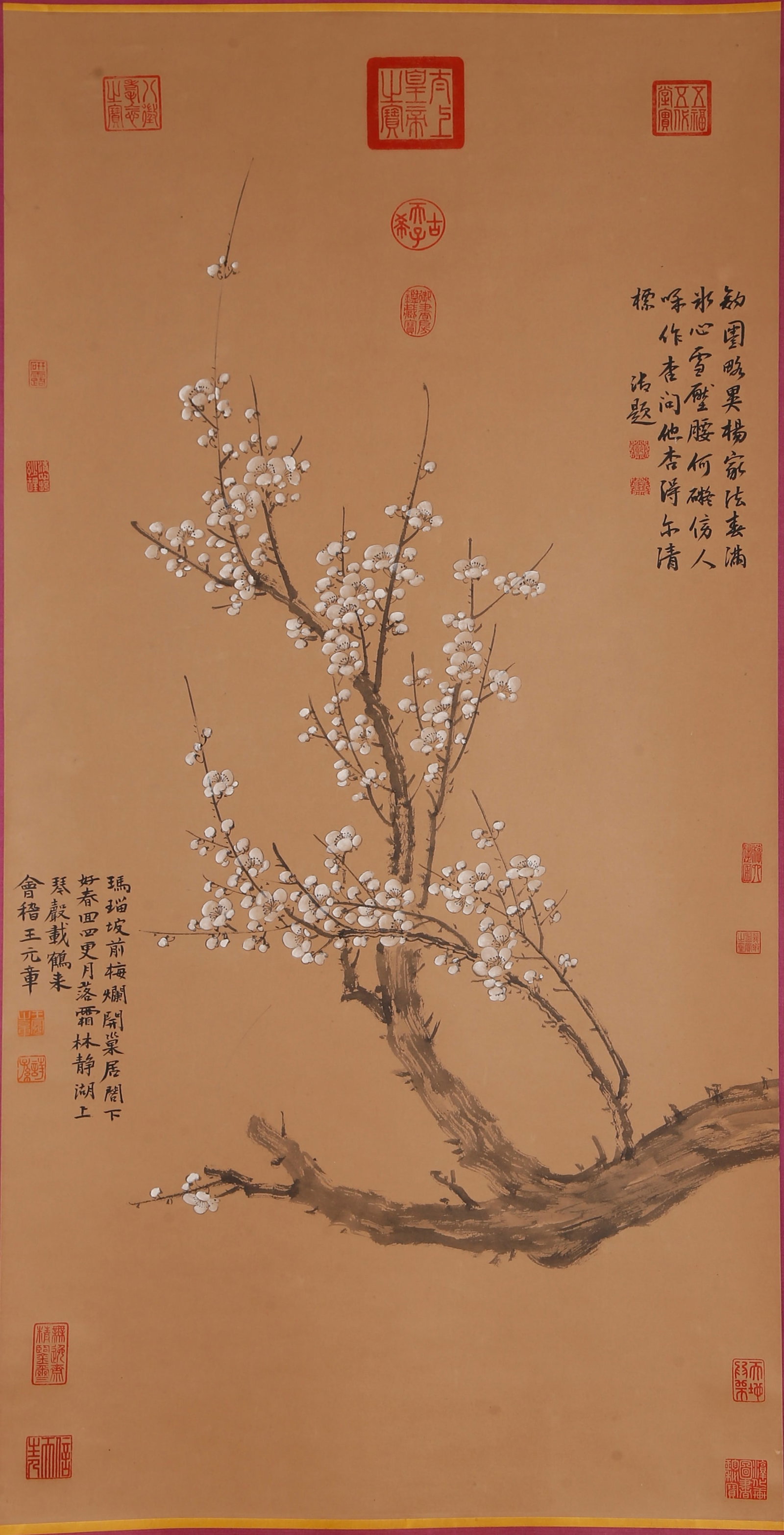 A PLUM BLOSSOM PAINTING ON PAPER BY WANG MIAN.王冕 (1 of 9)