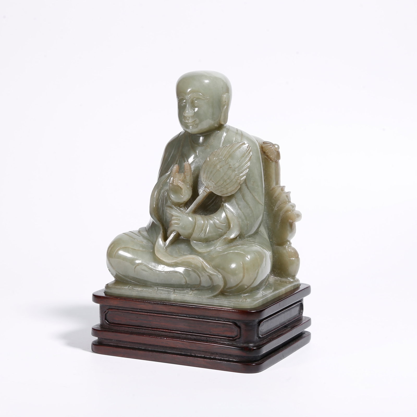 A HETIAN JADE BUDDHA STATUE: Hetian Jade Buddha Statue