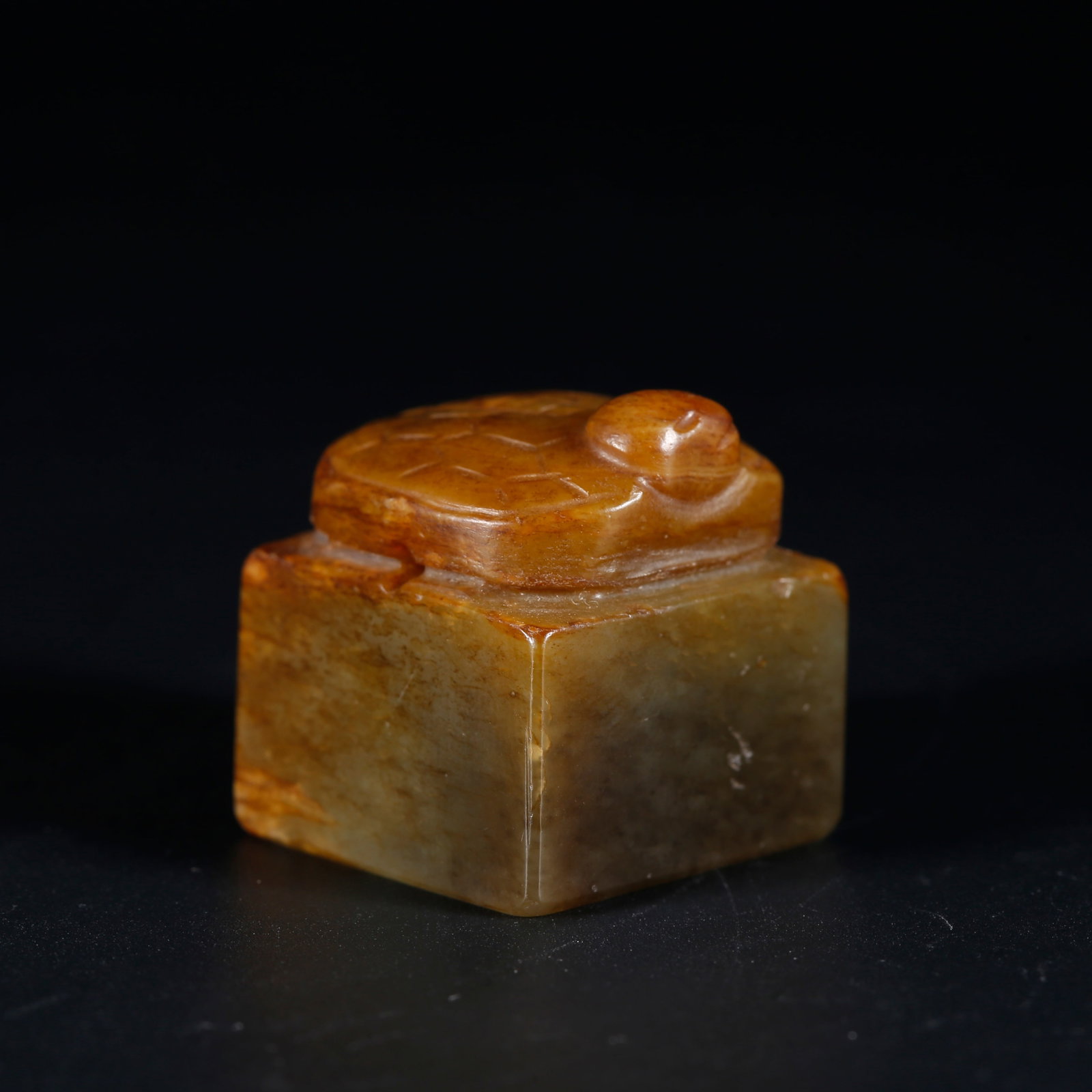 A HETIAN JADE SEAL WITH TORTOISE KNOB (1 of 8)