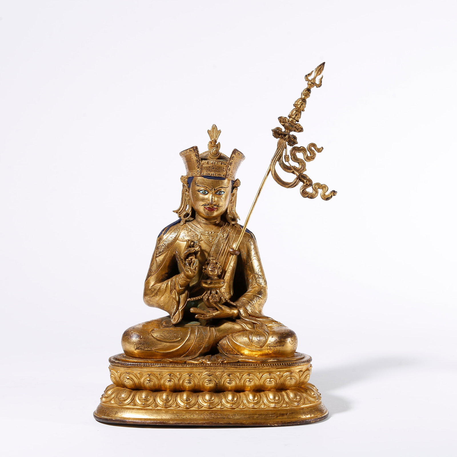 A GILT BRONZE STATUE OF PADMASAMBHAVA: Gilt Bronze Statue of Padmasambhava