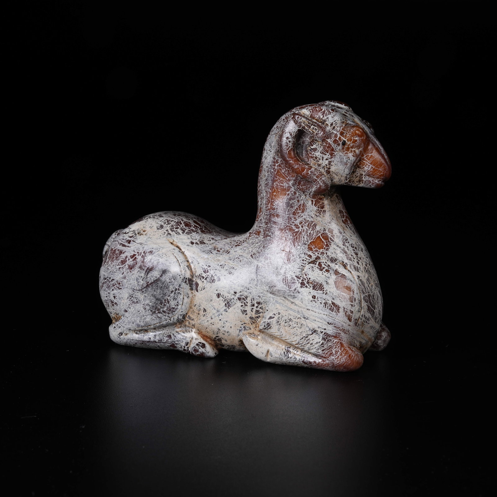 A ANCIENT JADE RECUMBENT SHEEP ORNAMENT (1 of 8)