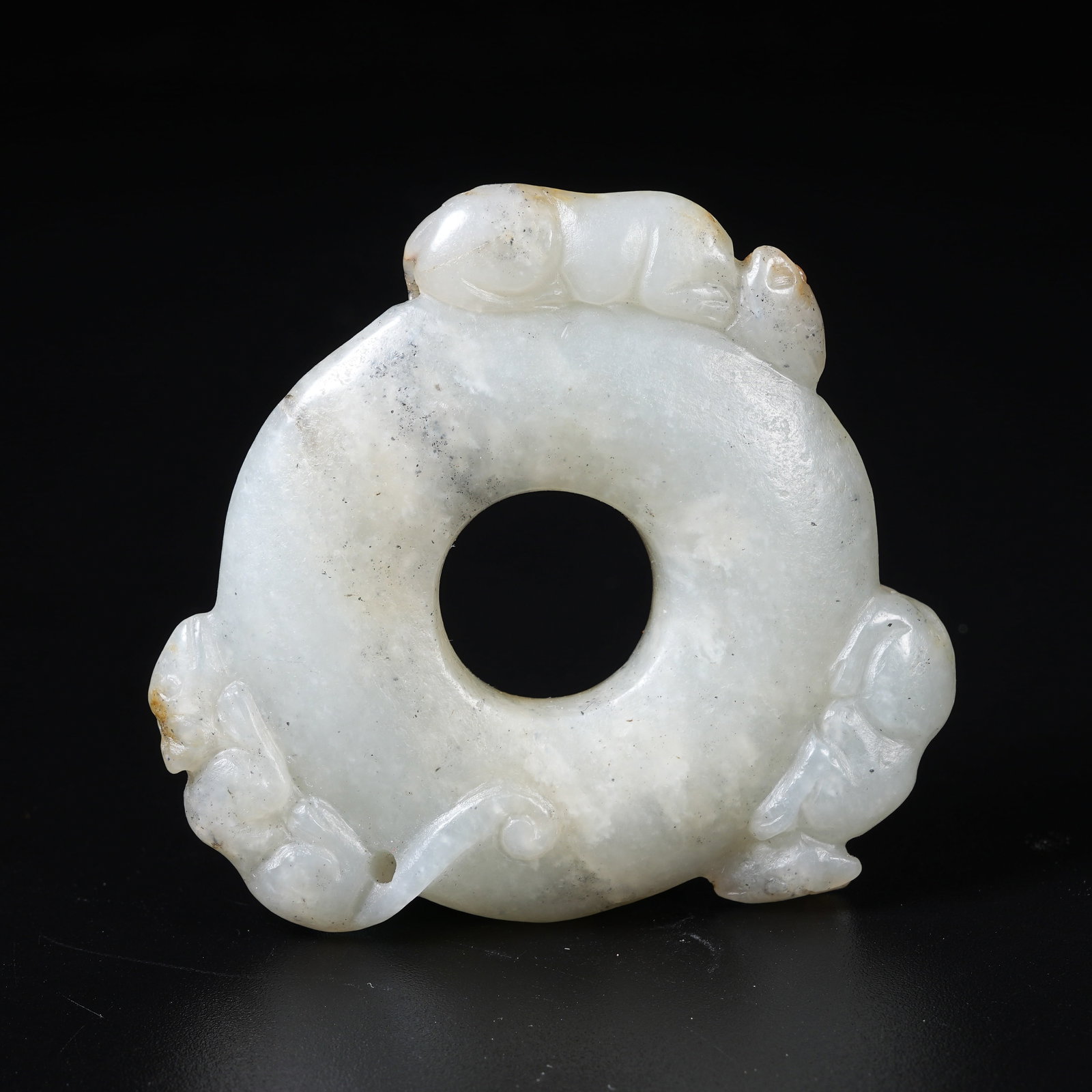 A ANCIENT JADE OPENWORK BI DISC - 8