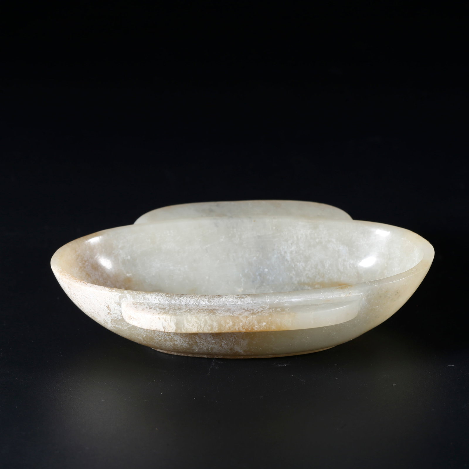 A ARCHAIC JADE WASHER WITH DUAL EARS (1 of 8)