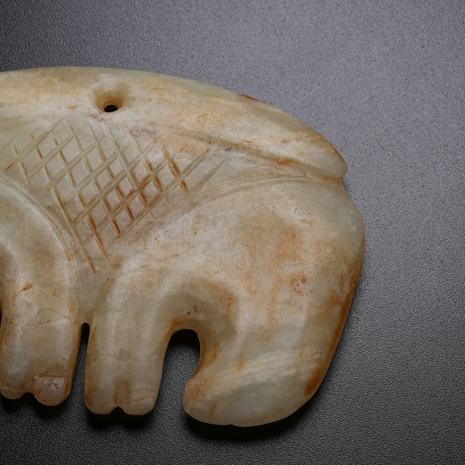 A ANCIENT JADE COMB - 3