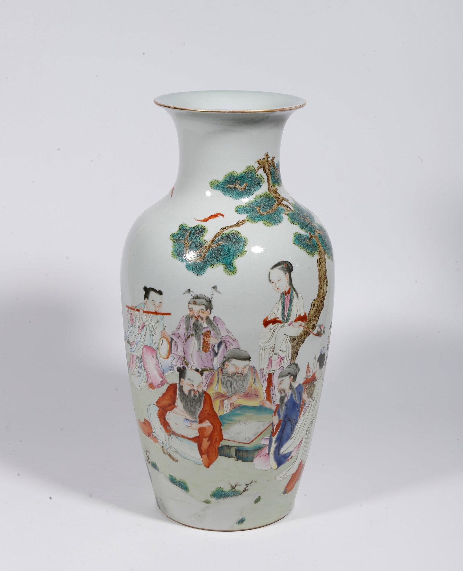 A FAMILLE ROSE VASE WITH EIGHT IMMORTALS MOTIFS (1 of 10)