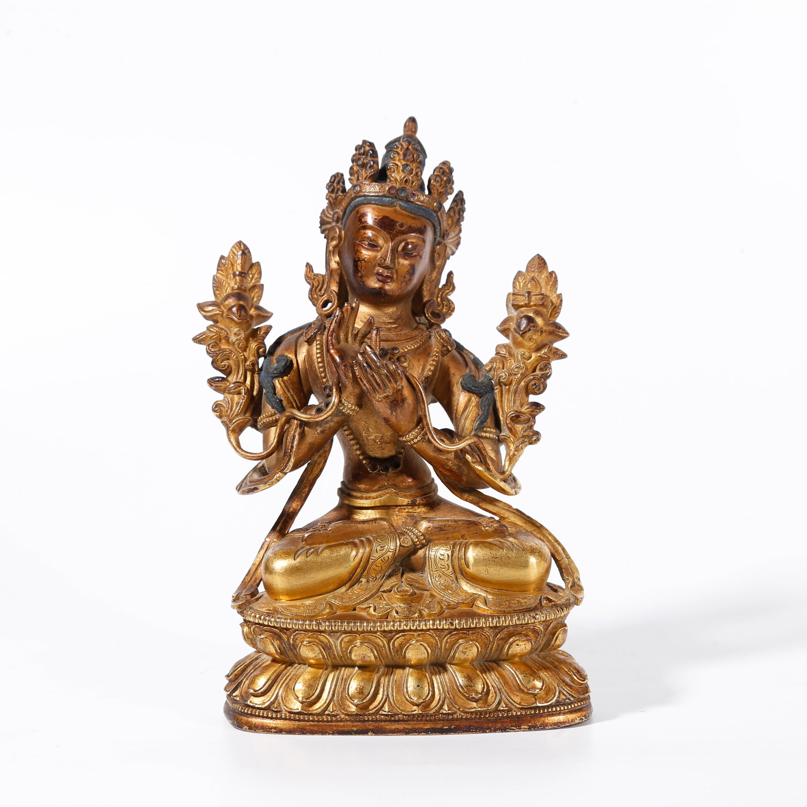 A GILT BRONZE STATUE OF BODHISATTVA: Gilt Bronze Statue of Bodhisattva