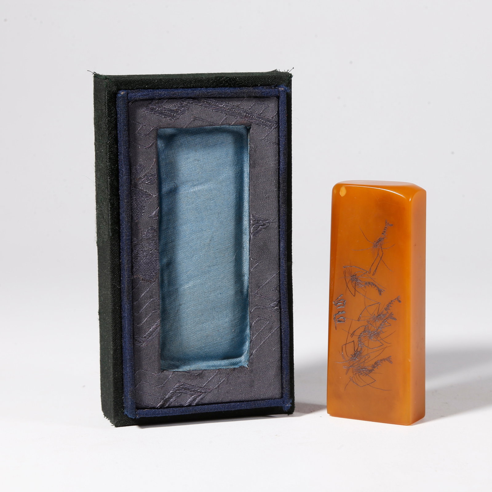A SHOUSHAN TIANHUANG STONE SEAL CARVED WITH SHRIMP PATTERN: Shoushan Tianhuang Stone Seal Carved with Shrimp Pattern