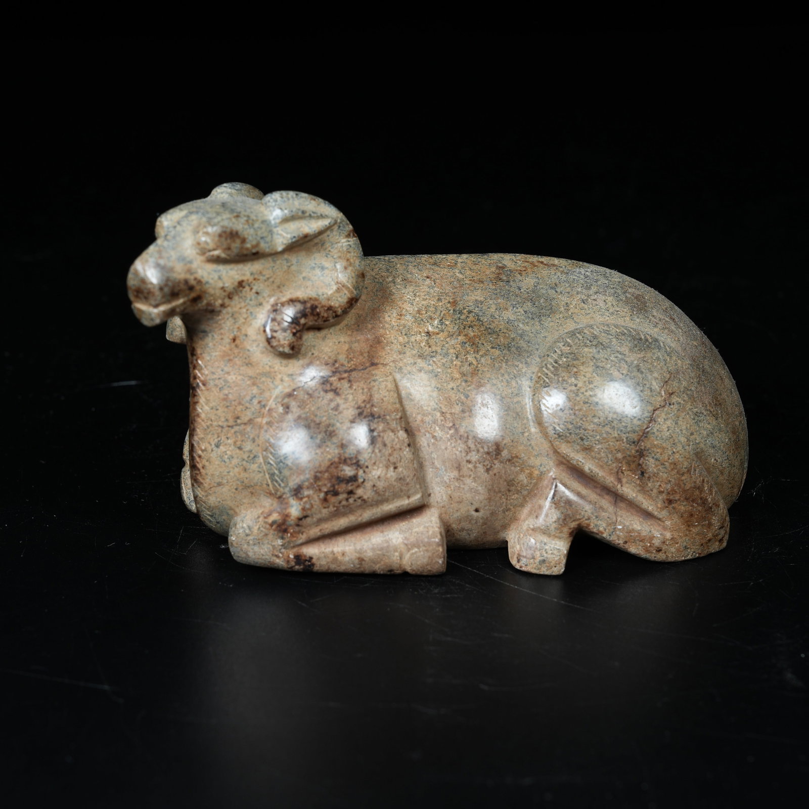 A ARCHAIC JADE RECUMBENT SHEEP CANE FINIAL (1 of 8)