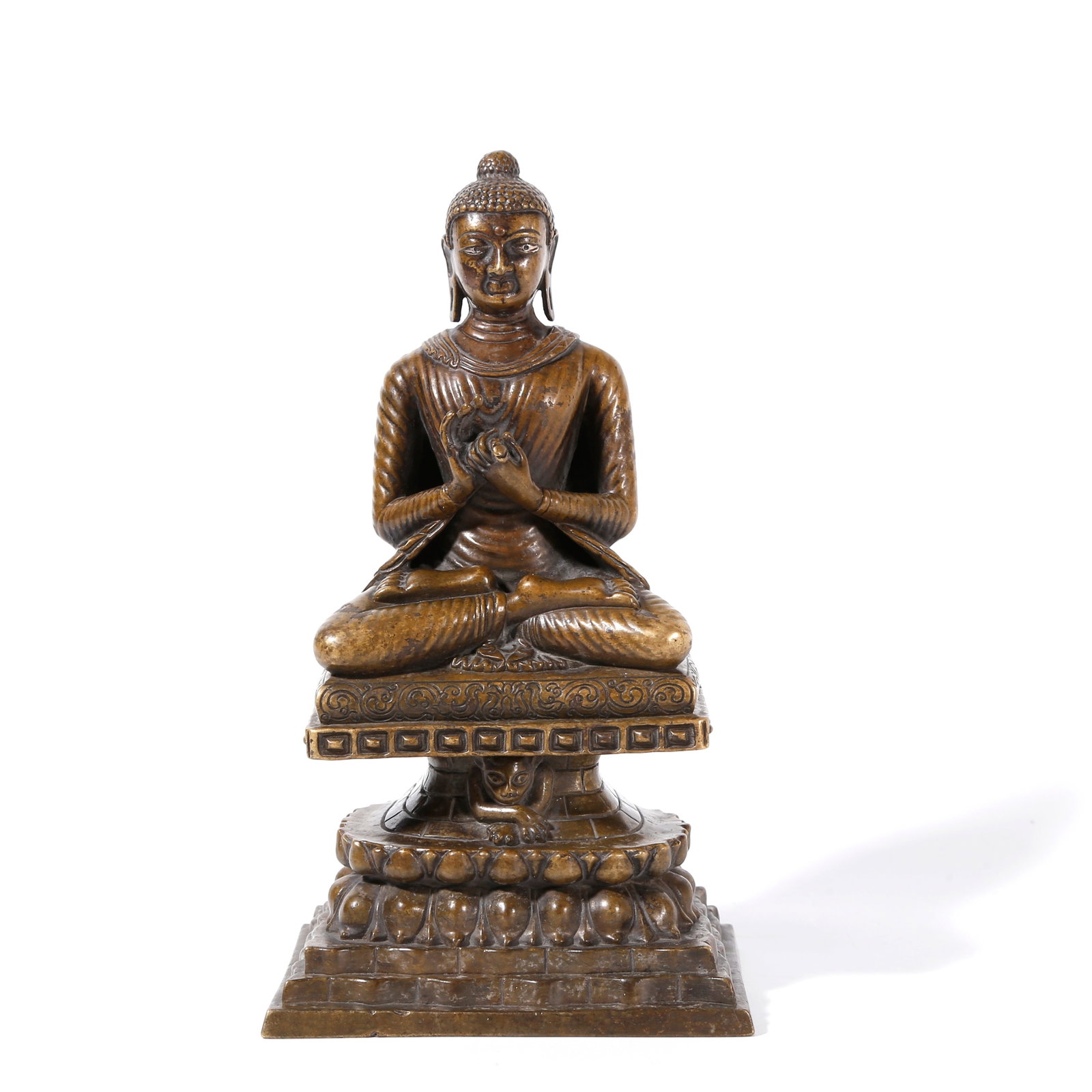 A BRONZE STATUE OF SAKYAMUNI: Bronze Statue of Sakyamuni