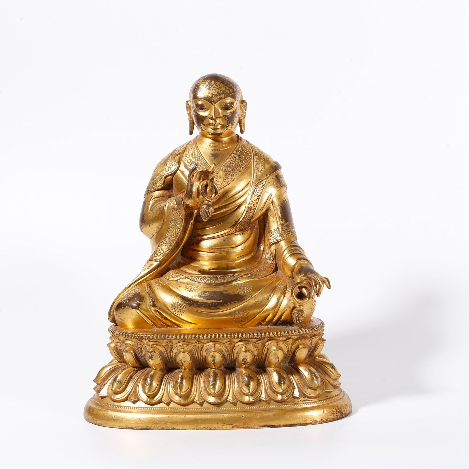 A GILT BRONZE STATUE OF GURU: Gilt Bronze Statue of Guru