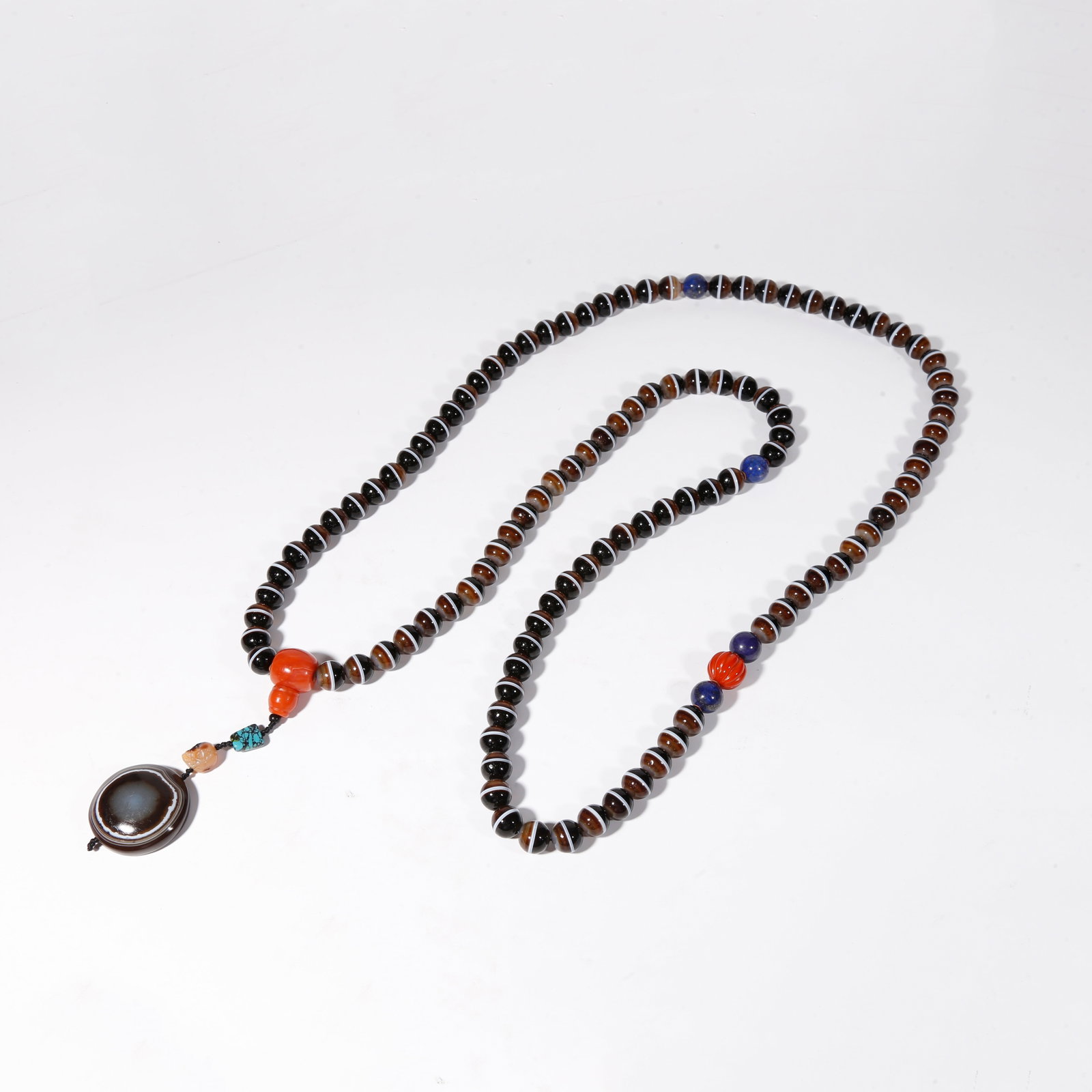 A MEDICINE BUDDHA PRAYER BEADS: Medicine Buddha Prayer Beads
