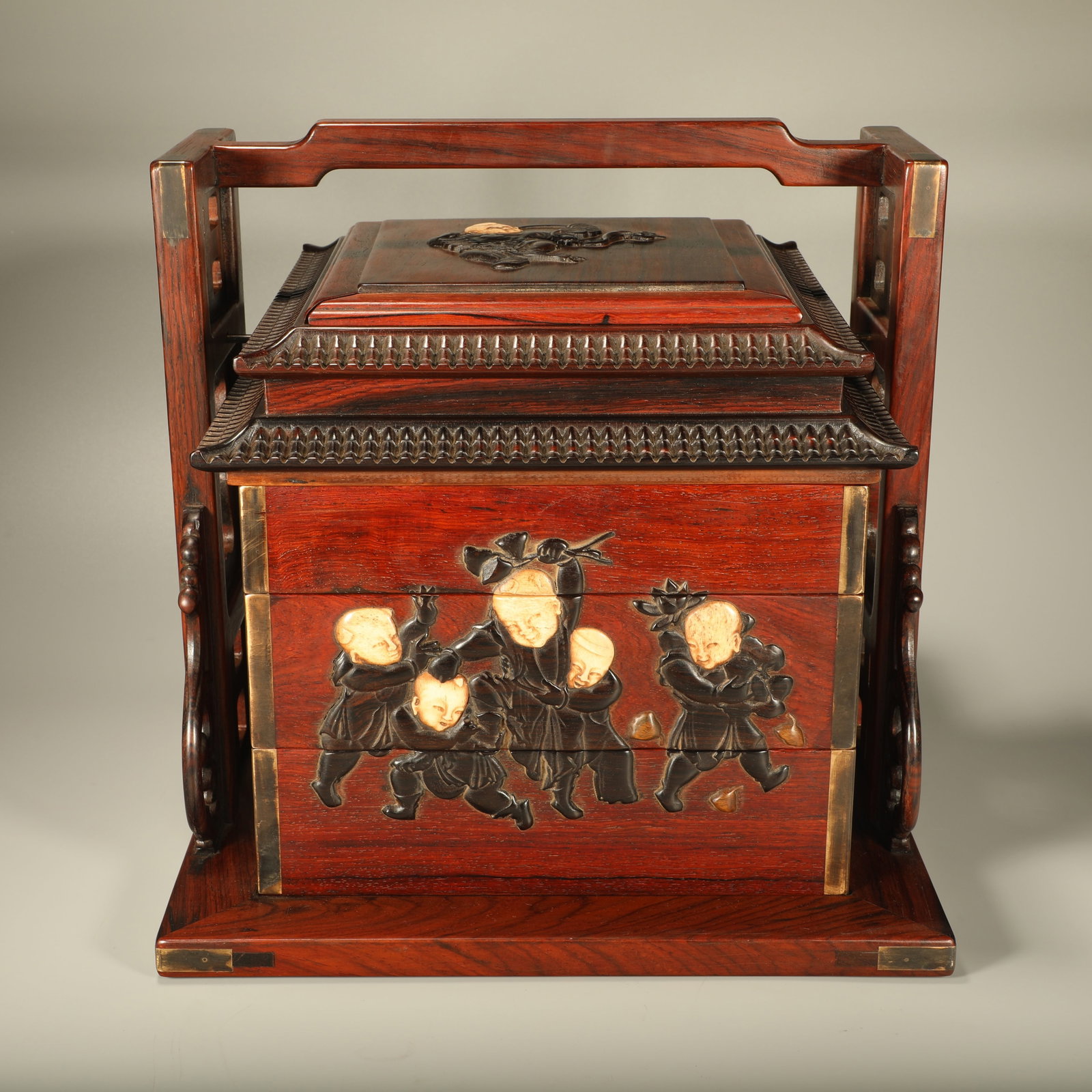 A HUANGHUALI WOOD CARRY BOX WITH ZITAN CARVING "FIVE SONS ATTAIN OFFICIAL RANK" (1 of 6)