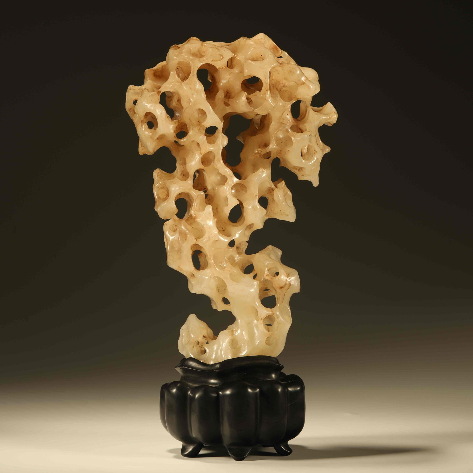 A JADE SCHOLAR'S ROCK MOUNTAIN ORNAMENT (1 of 7)