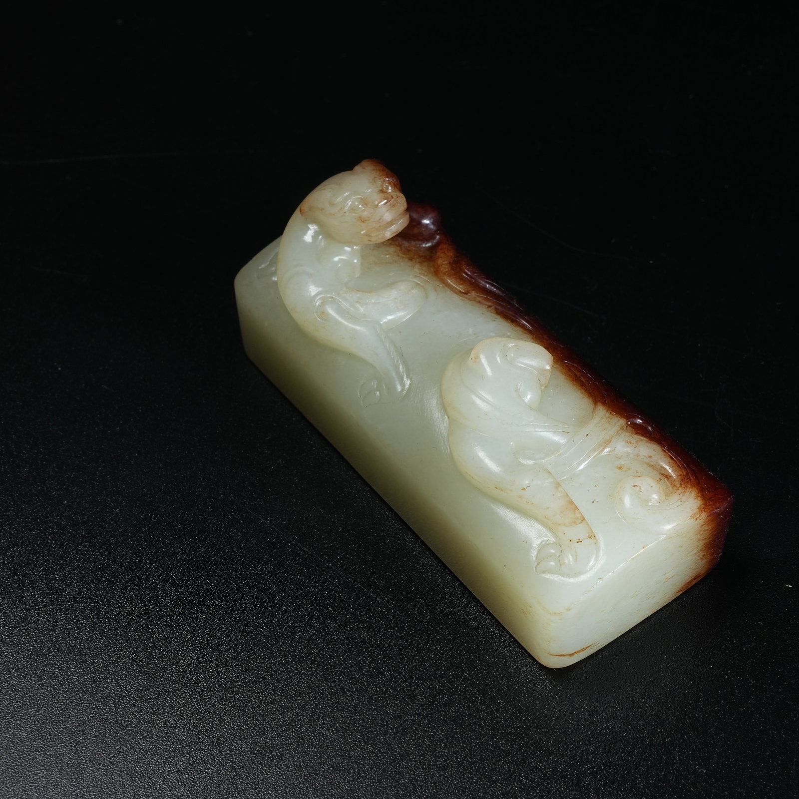 A ARCHAIC JADE SEAL CARVED WITH CHILONG PATTERNS: Archaic Jade Seal Carved with Chilong Patterns