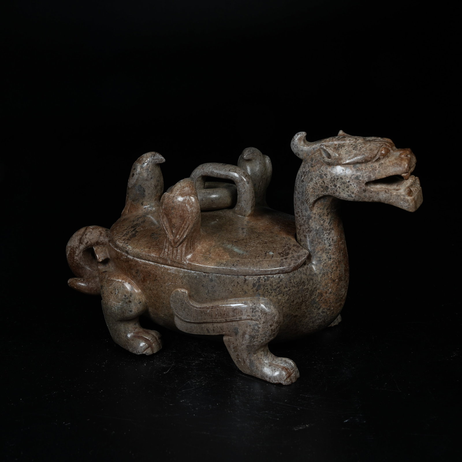 A ARCHAIC JADE LIDDED CENSER WITH DRAGON EARS: Archaic Jade Lidded Censer with Dragon Ears