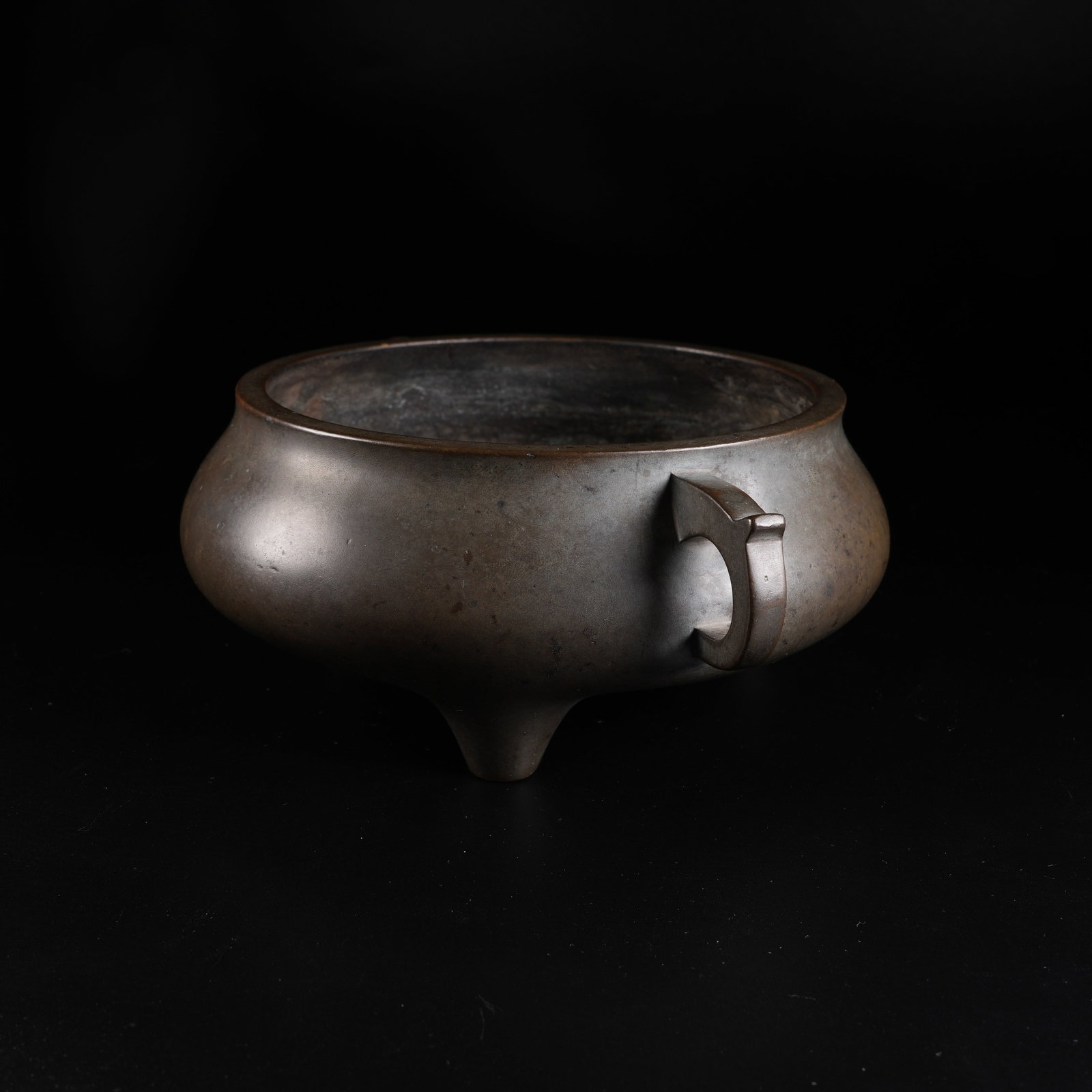A BRONZE SCRIPTURE-PRESSING CENSER - 2