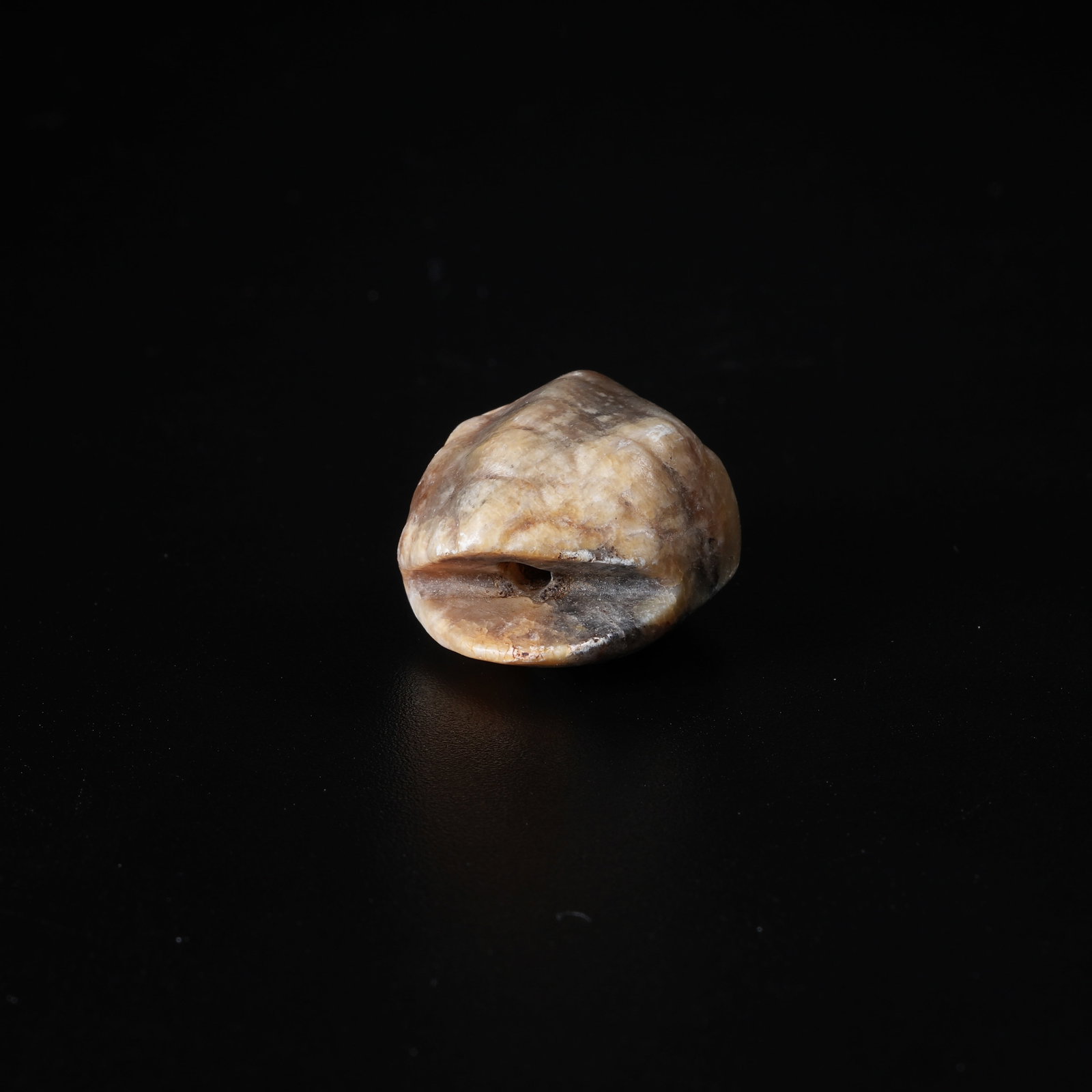 A ANCIENT JADE TURTLE PENDANT - 3
