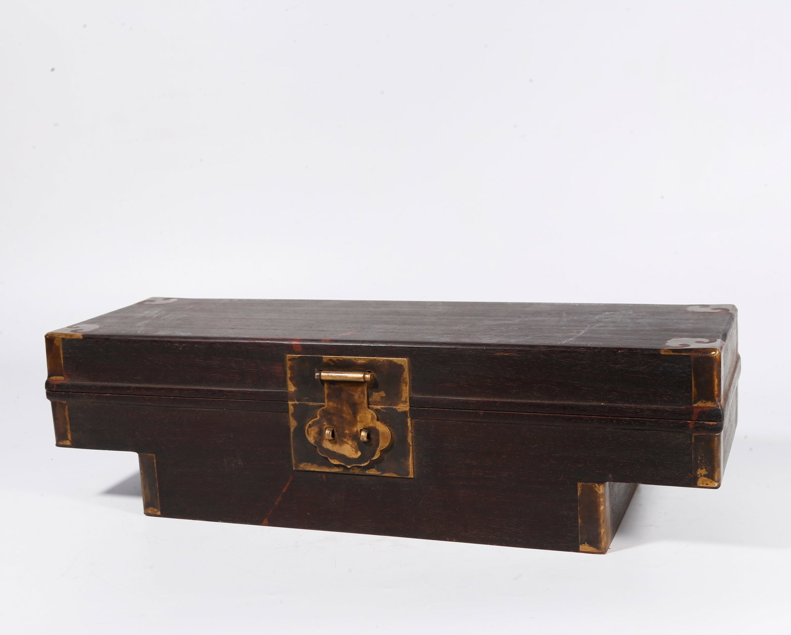 A SEDAN-CHAIR BOX OF ZITAN WOOD (1 of 9)
