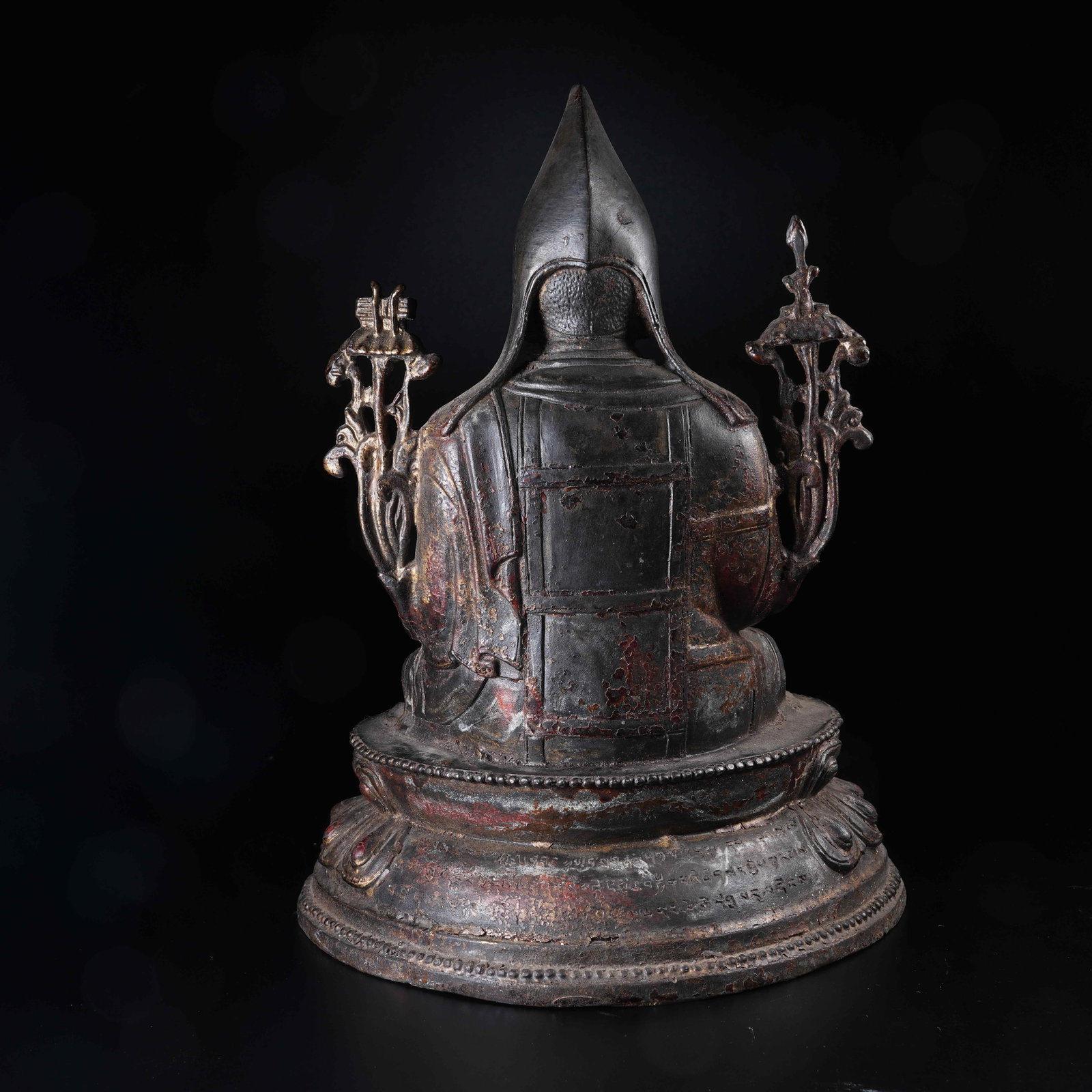 A BRONZE GURU STATUE - 7