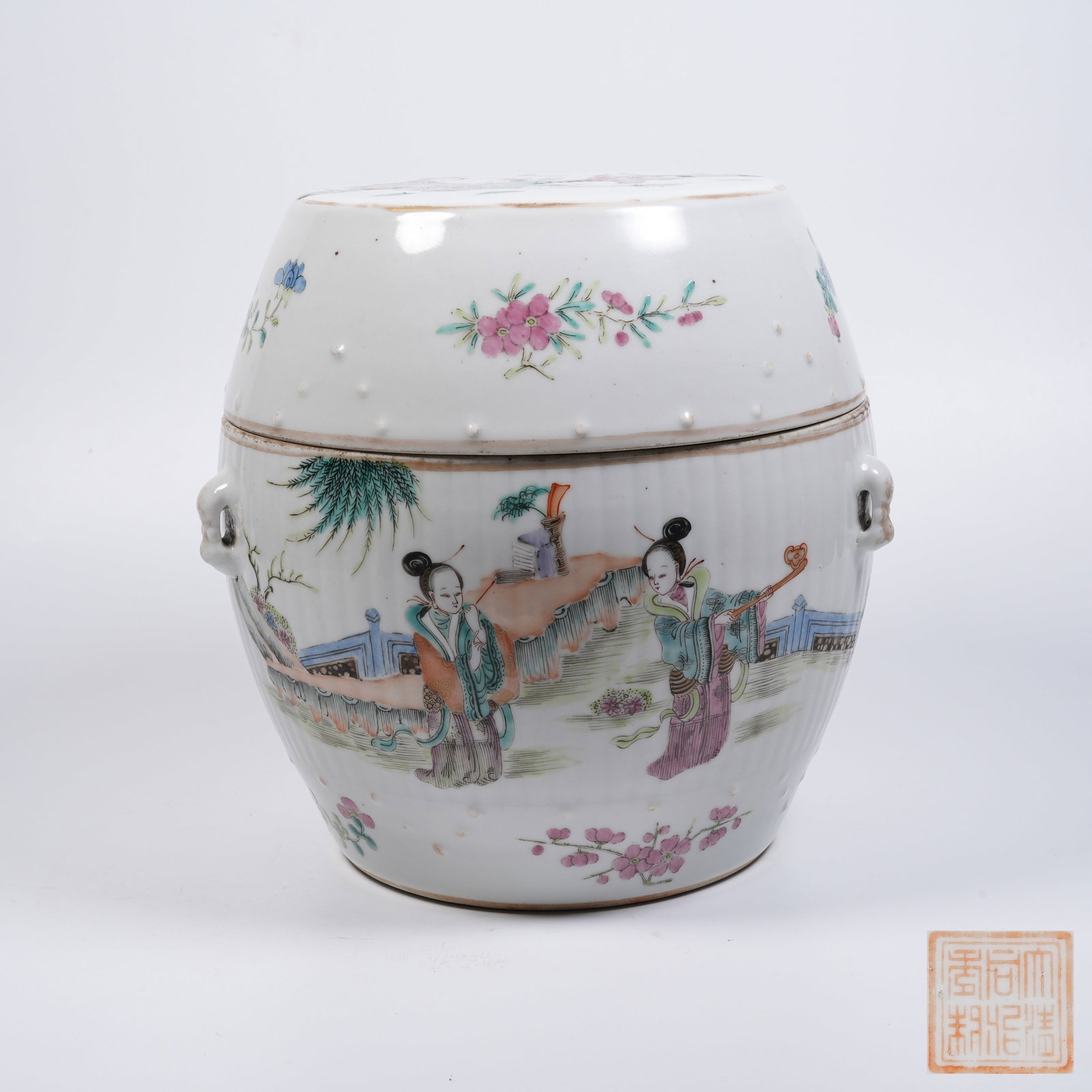 A FAMILLE-ROSE FOUR-LOOP COVERED JAR WITH FIGURED PATTERN (1 of 9)
