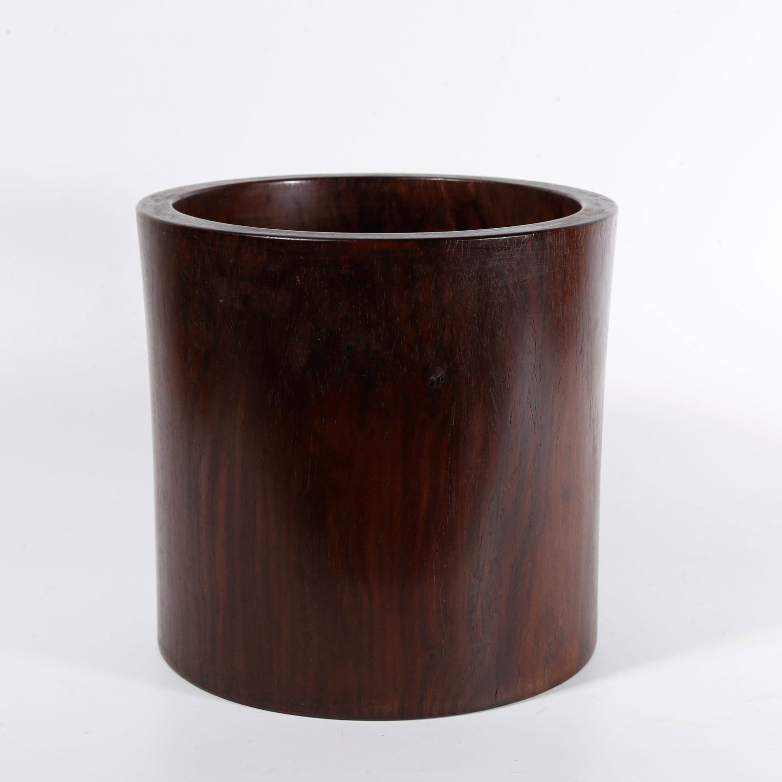 A BRUSH POT OF HUANGHUALI WOOD: Brush pot of huanghuali wood