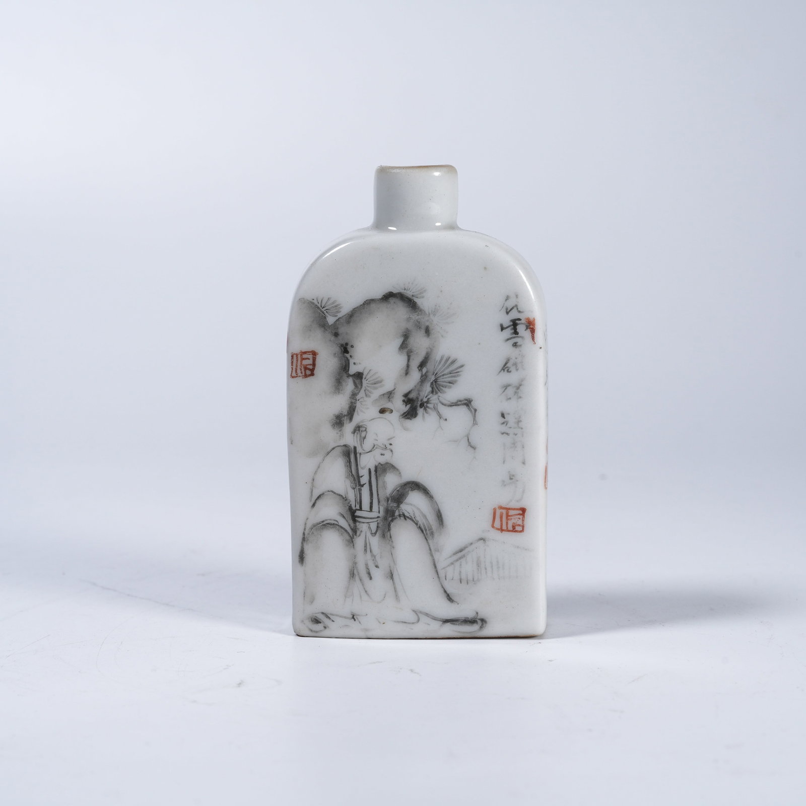 A INK-COLOR SNUFF BOTTLE WITH FIGURE PATTERN (1 of 9)