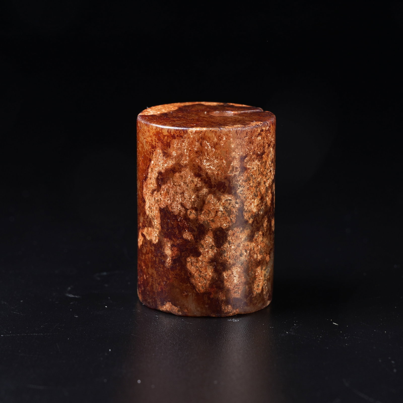 A ARCHAIC JADE PENDANT: Archaic Jade Pendant