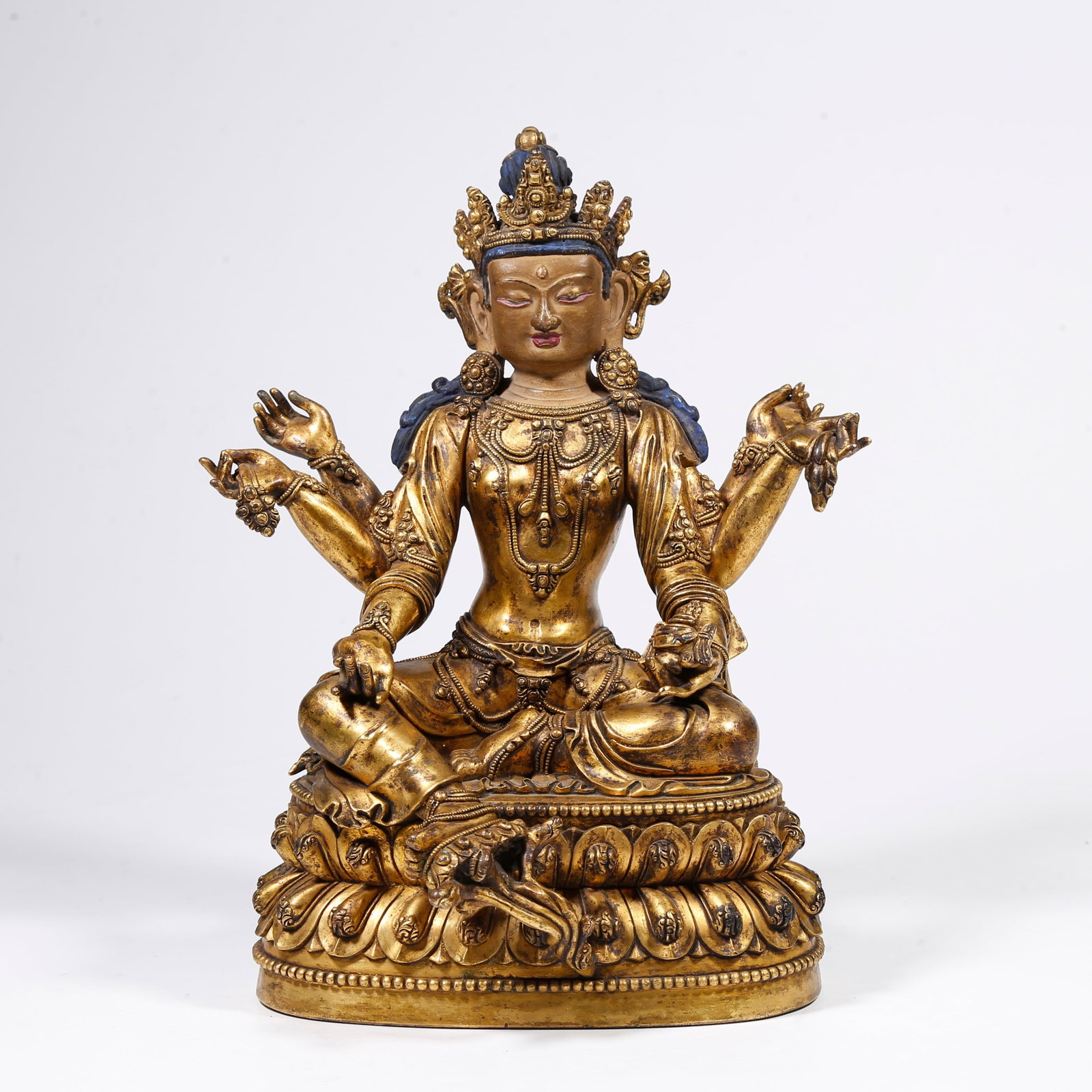 A GILT-BRONZE VICTORIOUS MOTHER BUDDHA STATUE (1 of 9)