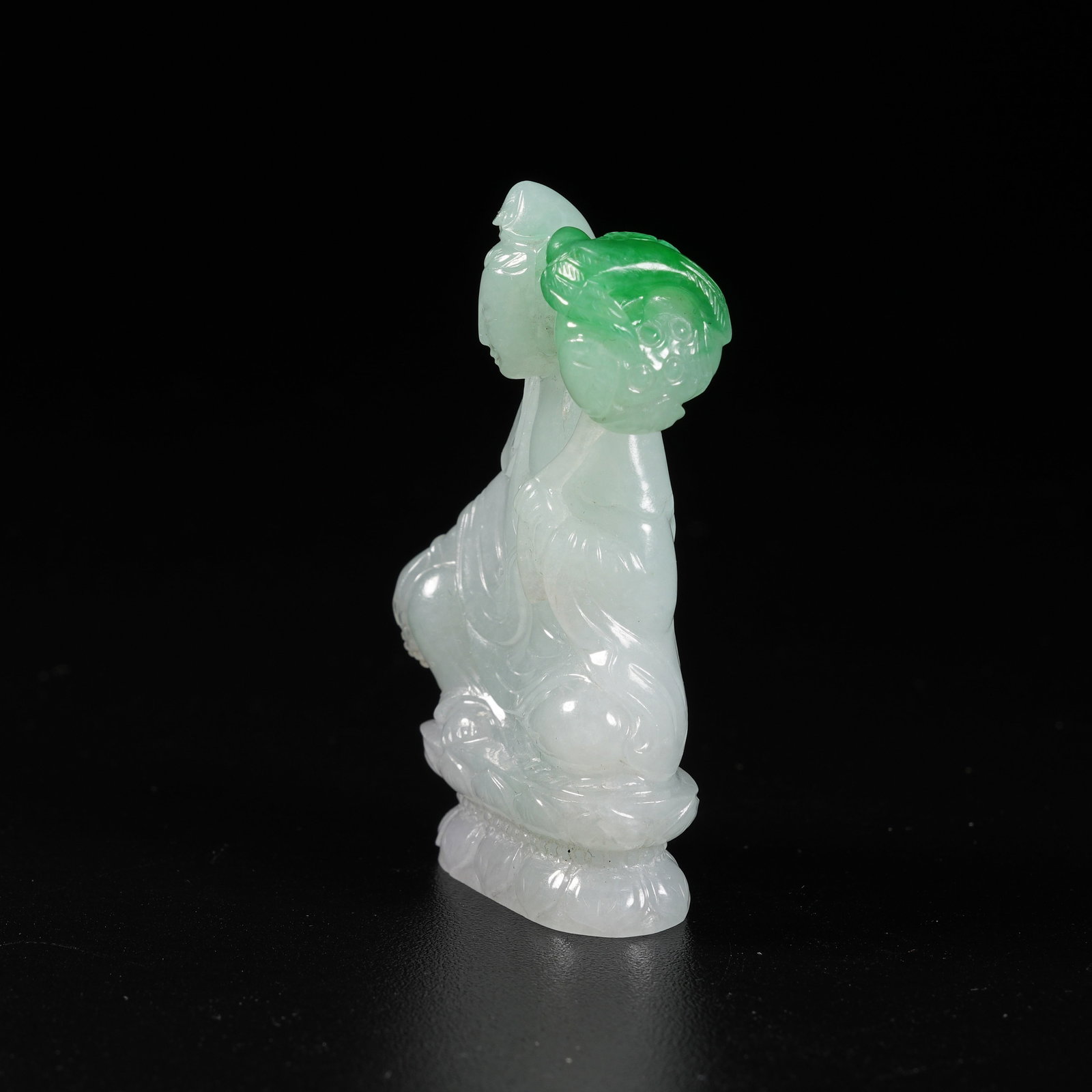 A JADEITE GUANYIN - 3