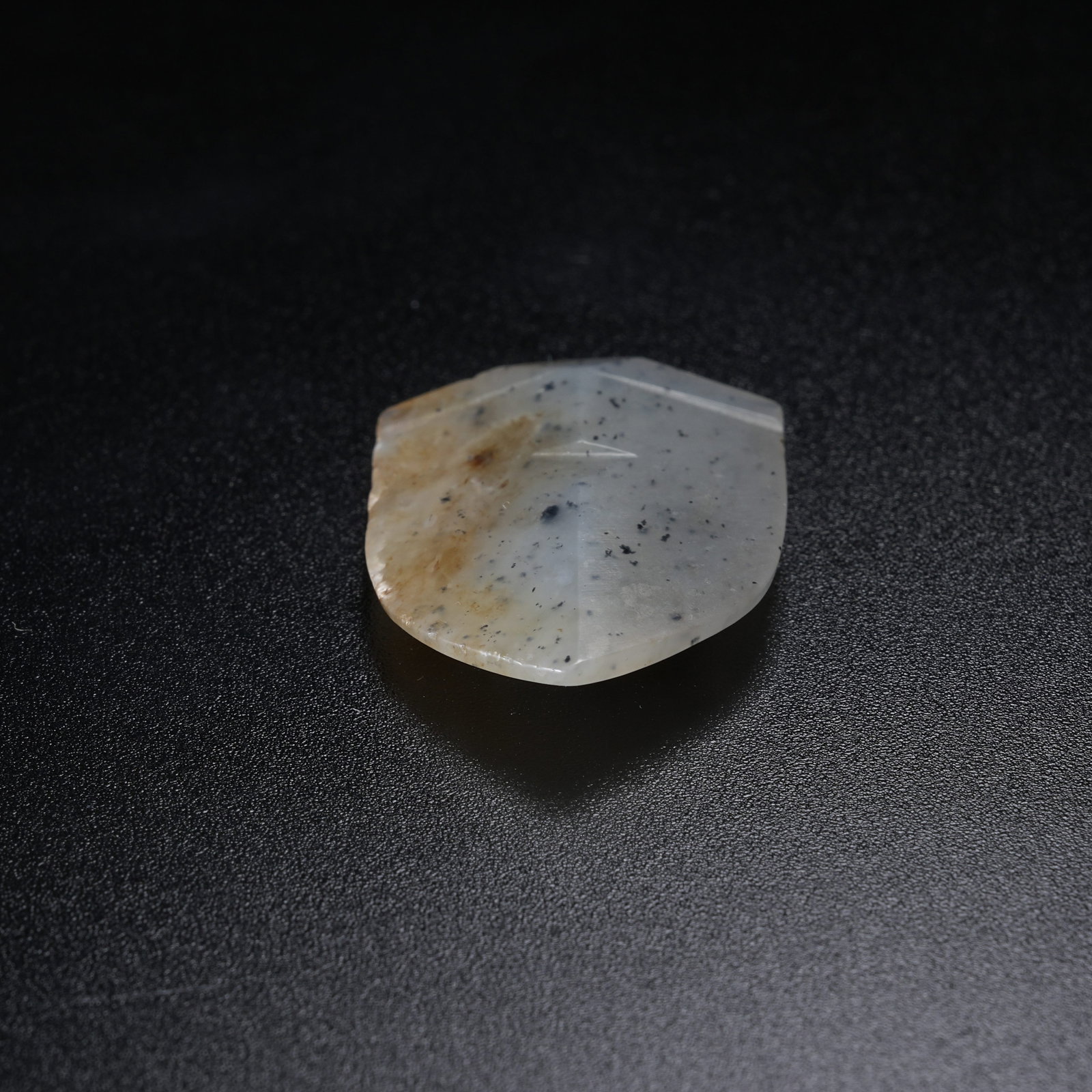 A ANCIENT JADE CICADA - 3