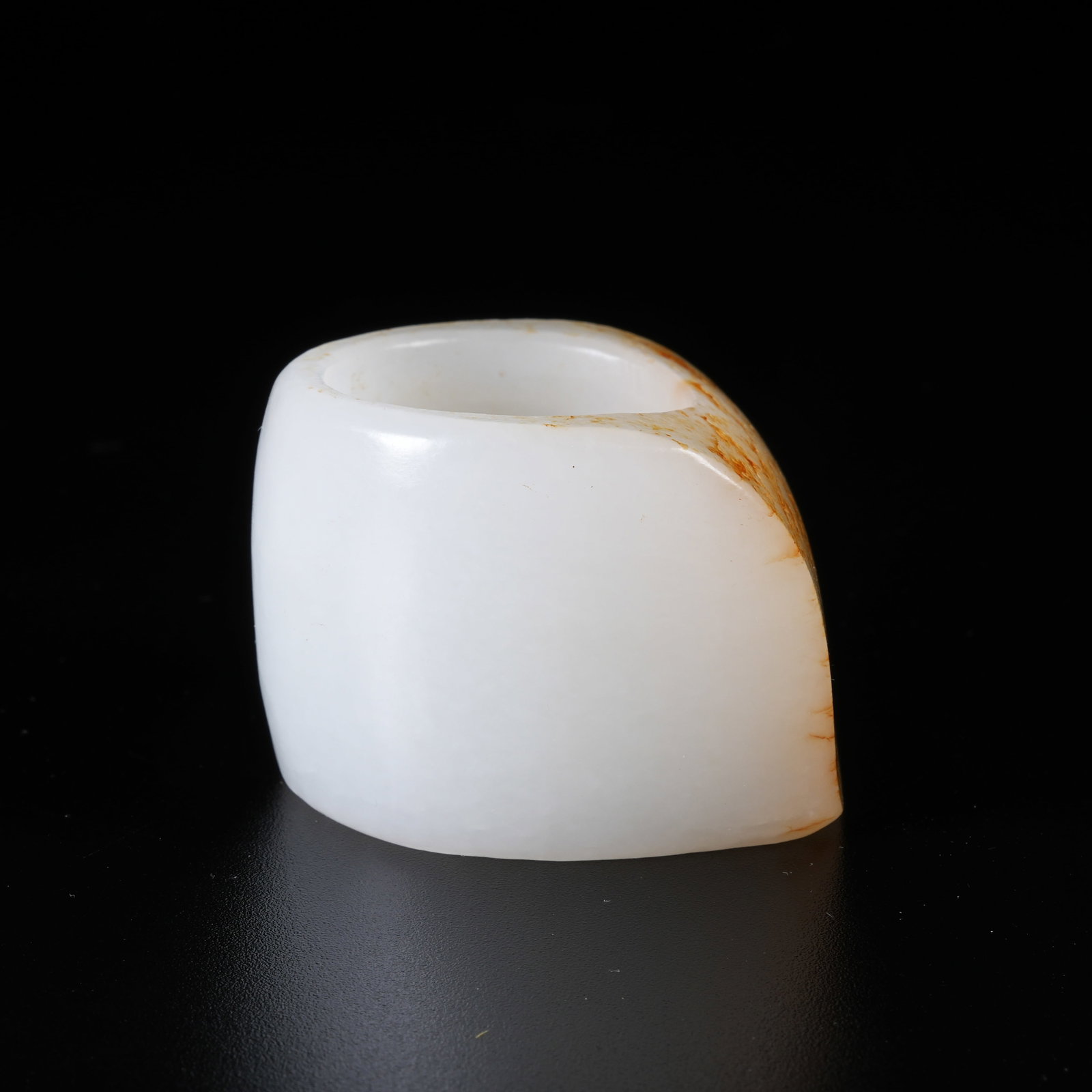 A HETIAN JADE THUMB RING - 5